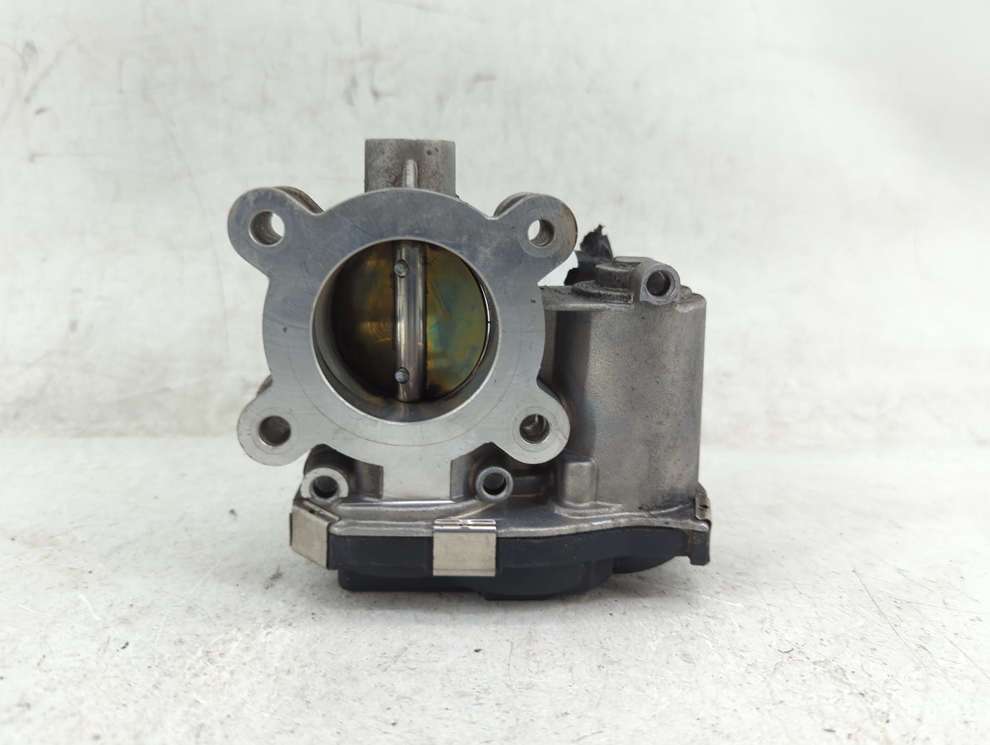 2016-2021 Chevrolet Malibu Throttle Body P/N:12671379AA Fits Fits 2016 2017 2018 2019 2020 2021 2022 OEM Used Auto Parts - O
