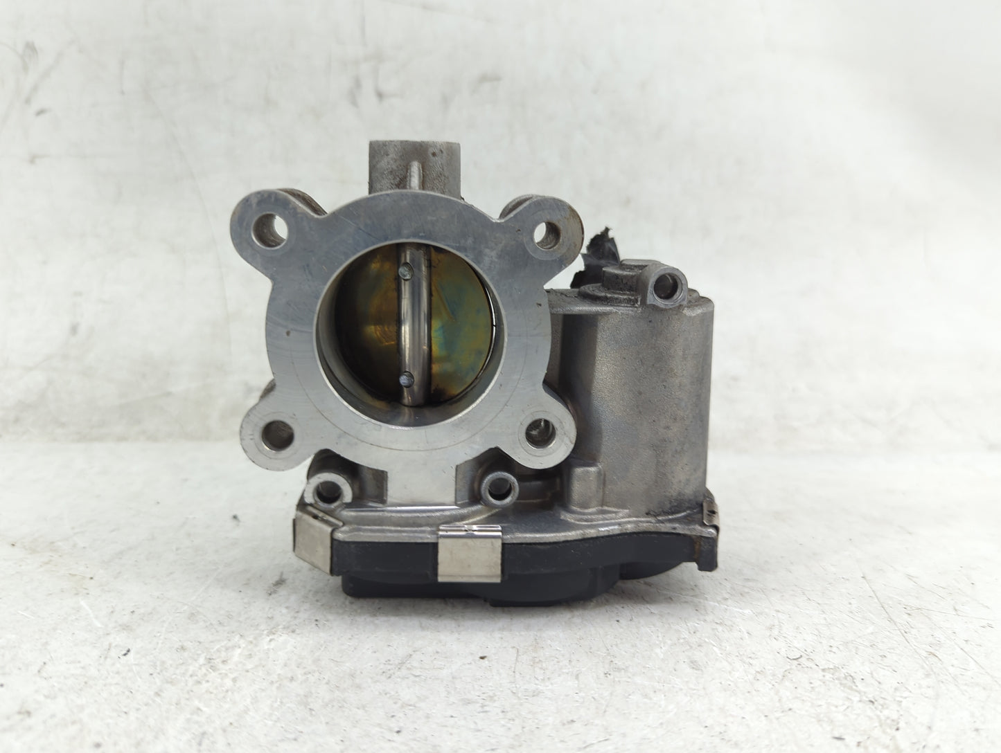 2016-2021 Chevrolet Malibu Throttle Body P/N:12671379AA Fits Fits 2016 2017 2018 2019 2020 2021 2022 OEM Used Auto Parts - O