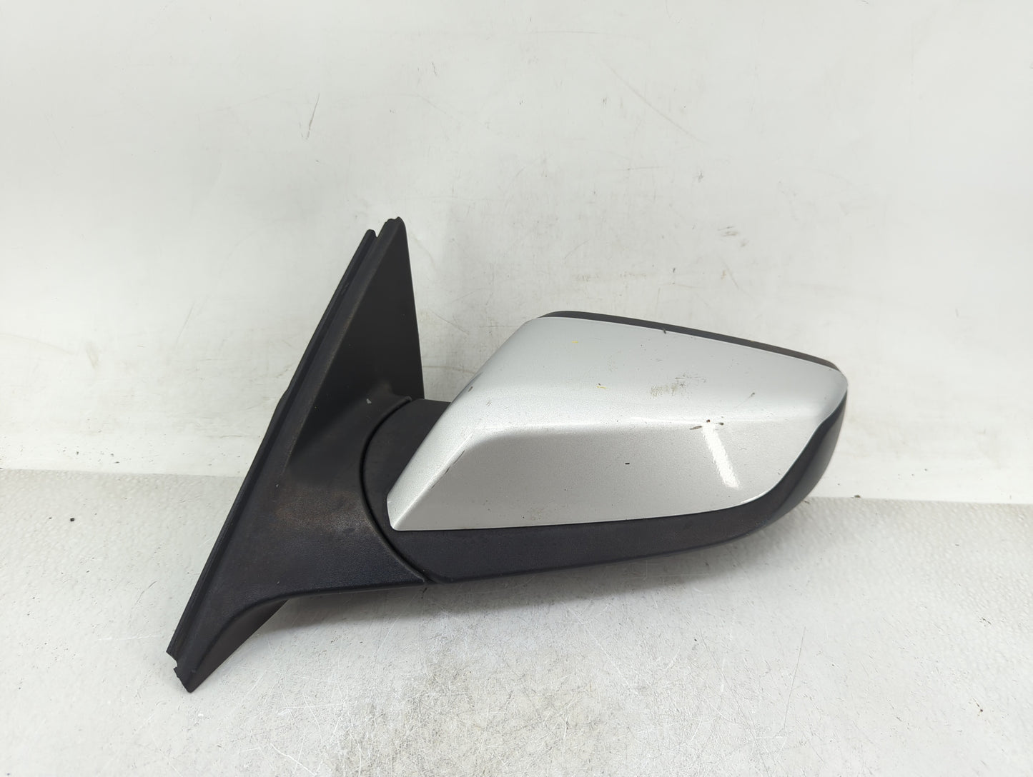 2019-2021 Chevrolet Malibu Driver Side View Mirror - Left Door Mirror OEM Used - Oemusedautoparts1.com