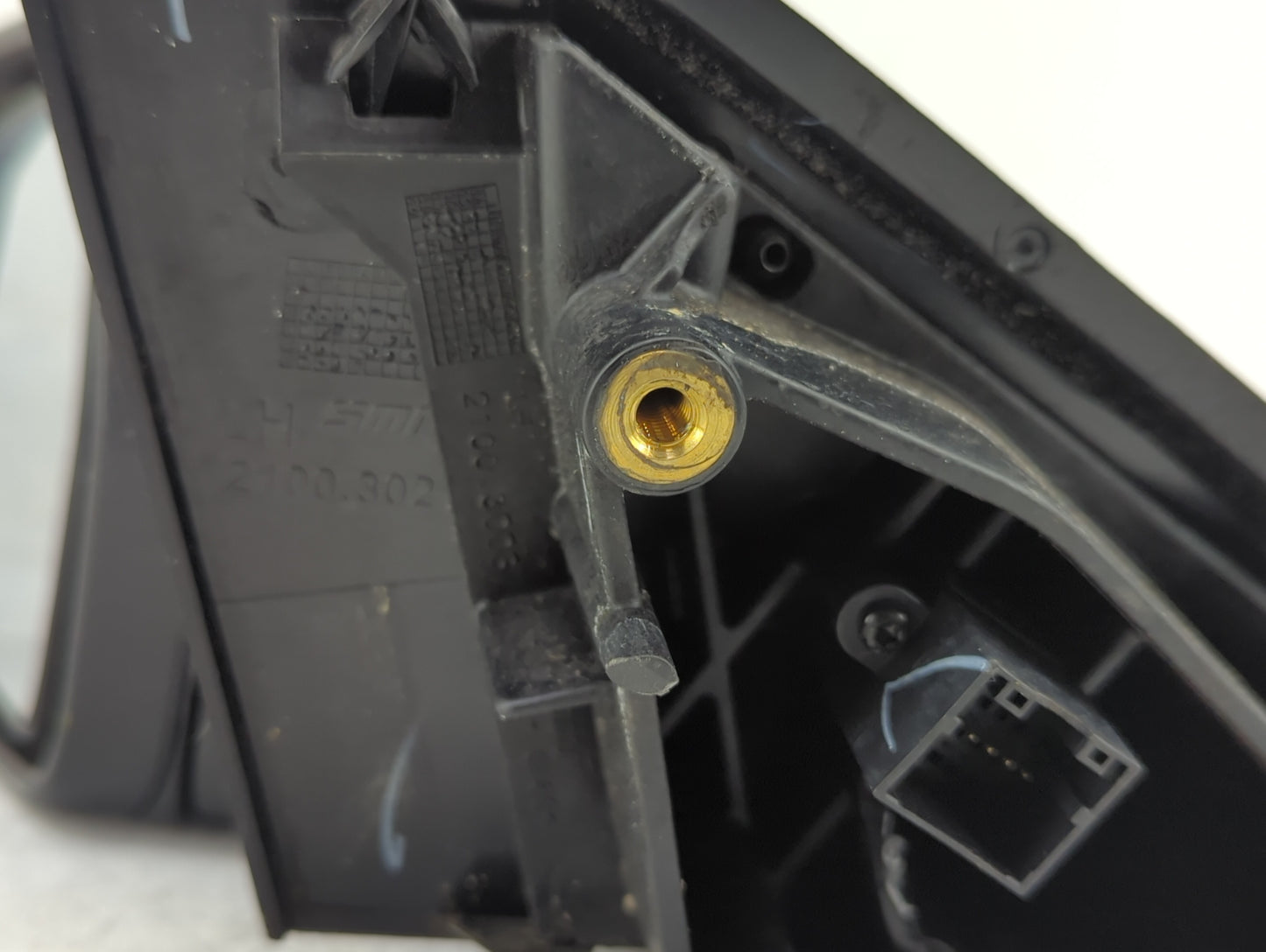 2019-2021 Chevrolet Malibu Driver Side View Mirror - Left Door Mirror OEM Used - Oemusedautoparts1.com