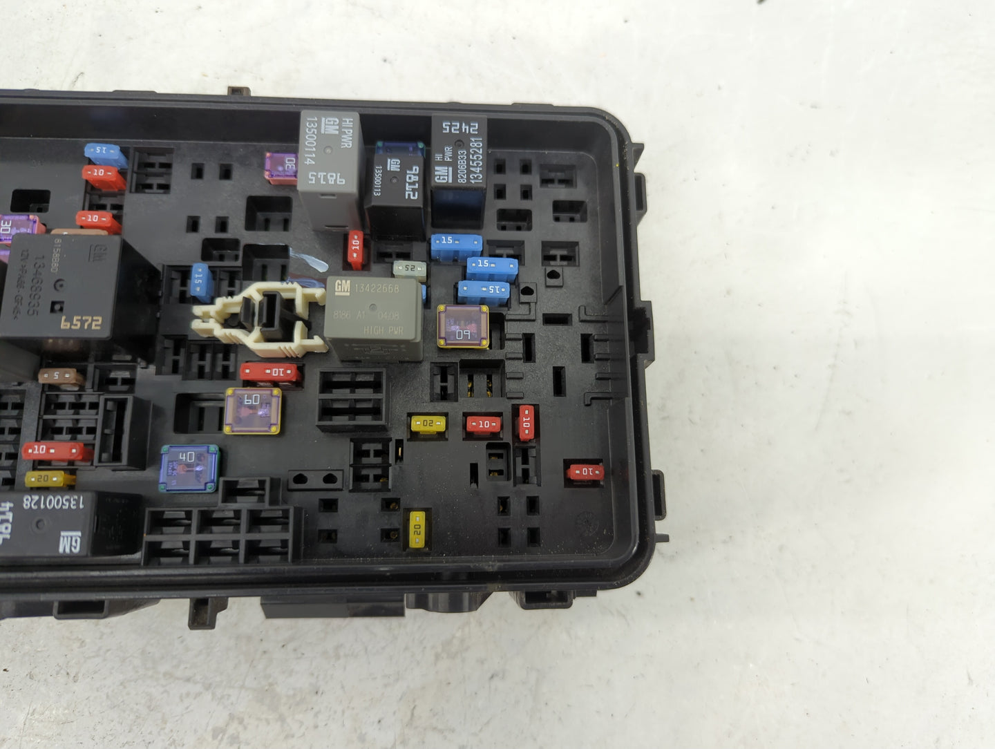 2018-2019 Chevrolet Malibu Fusebox Fuse Box Panel Relay Module Fits Fits 2018 2019 OEM Used Auto Parts - Oemusedautoparts1.c