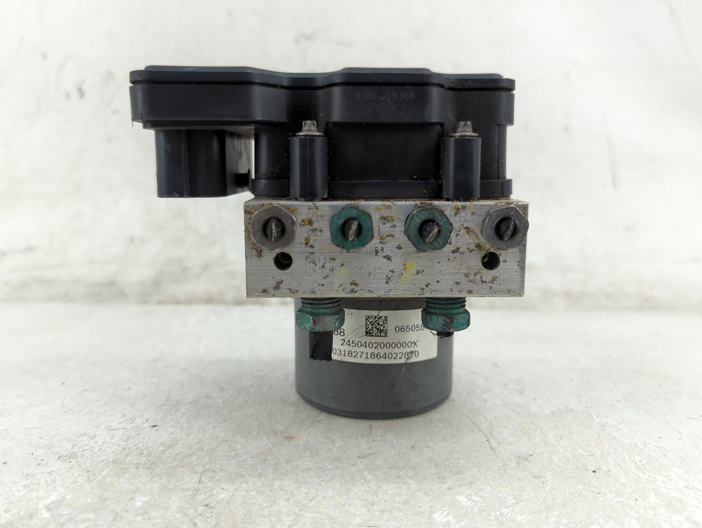 2019-2021 Chevrolet Malibu ABS Pump Control Module Replacement P/N:0 265 259 969 Fits Fits 2019 2020 2021 OEM Used Auto Part