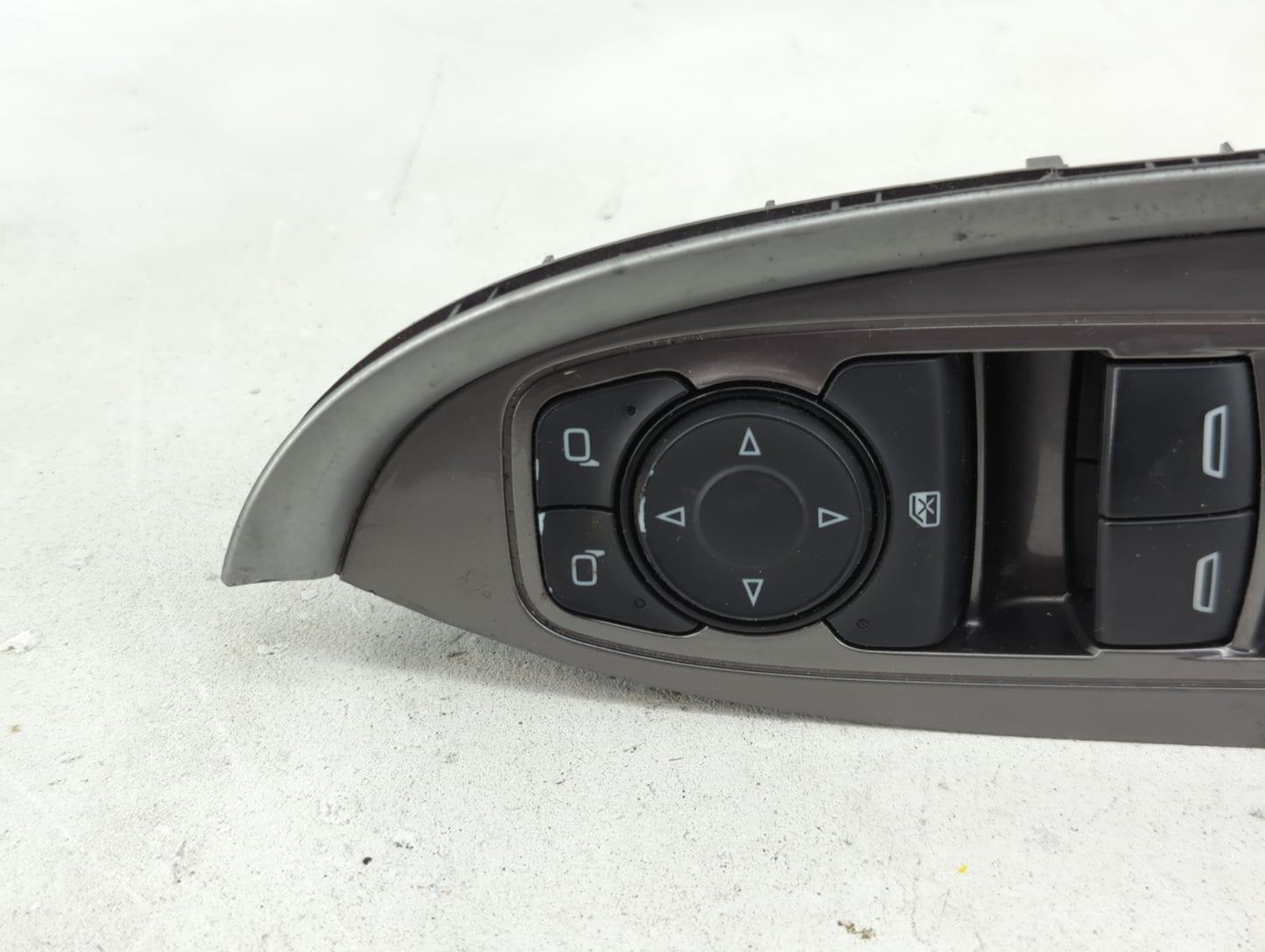 2019 Chevrolet Malibu Climate Control Module Temperature AC/Heater Replacement P/N:84151774 Fits OEM Used Auto Parts - Oemus