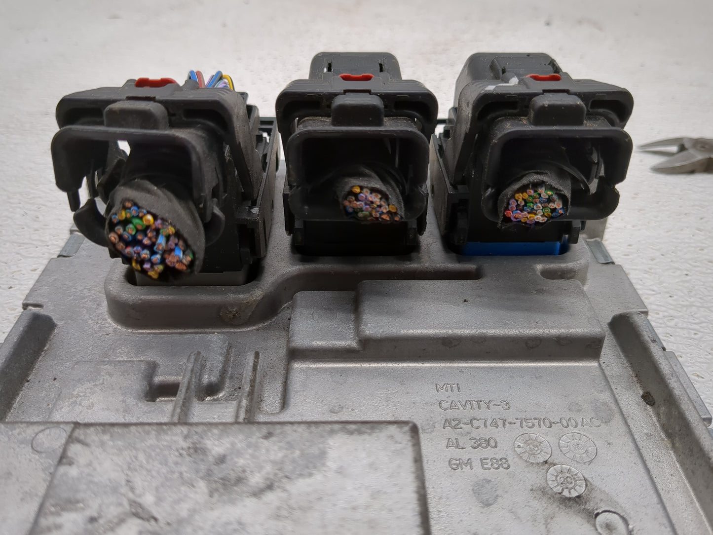 2018-2019 Chevrolet Malibu PCM Engine Control Computer ECU ECM PCU OEM P/N:12699666 Fits Fits 2018 2019 OEM Used Auto Parts 