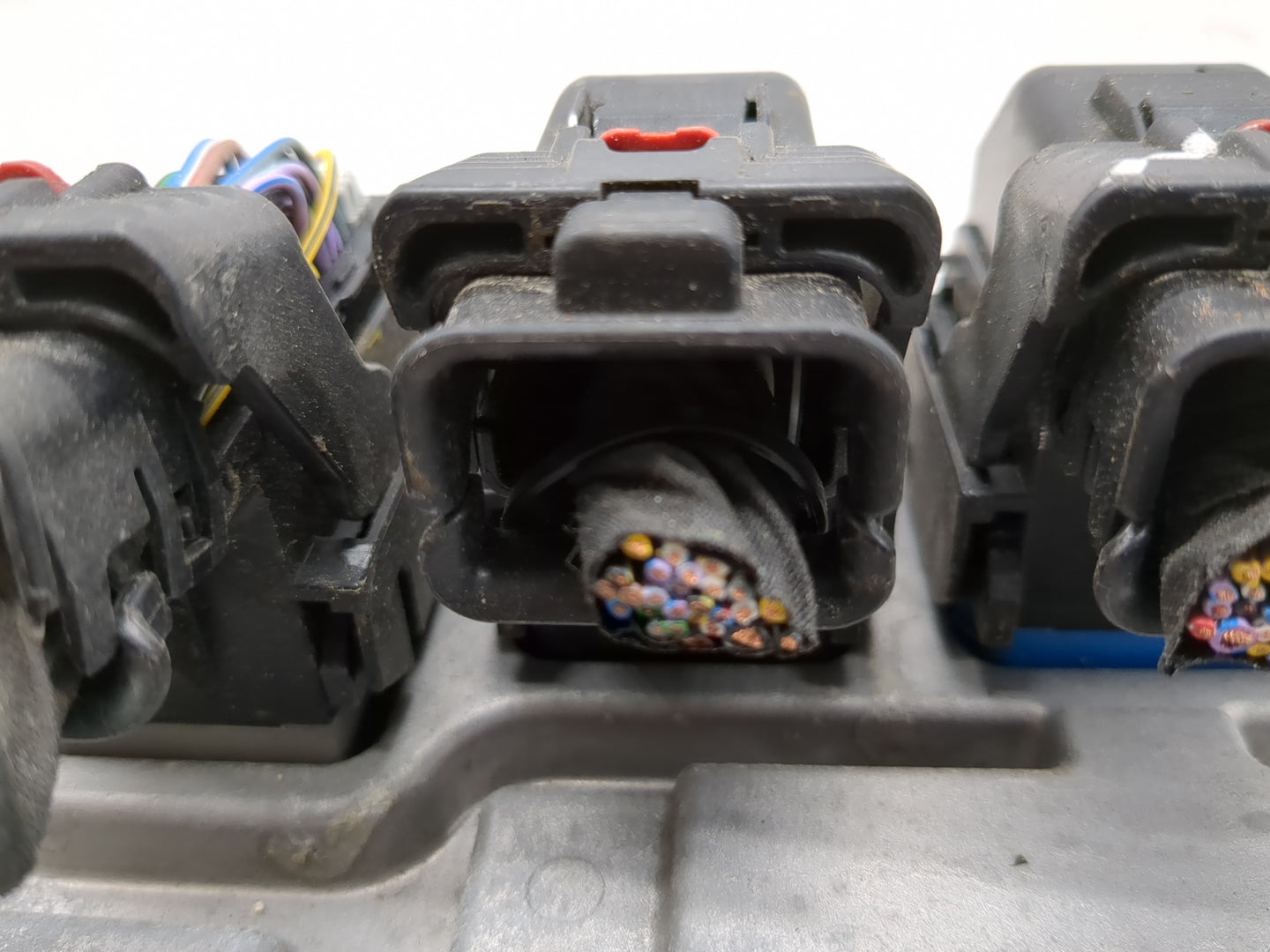 2018-2019 Chevrolet Malibu PCM Engine Control Computer ECU ECM PCU OEM P/N:12699666 Fits Fits 2018 2019 OEM Used Auto Parts 