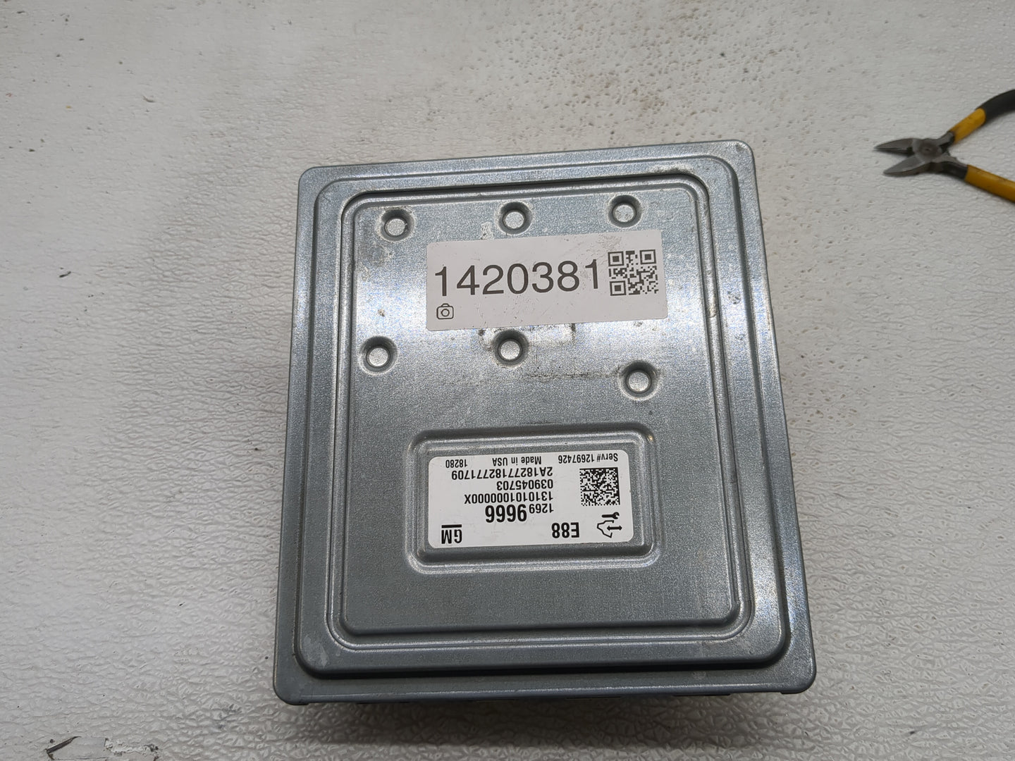 2018-2019 Chevrolet Malibu PCM Engine Control Computer ECU ECM PCU OEM P/N:12699666 Fits Fits 2018 2019 OEM Used Auto Parts 
