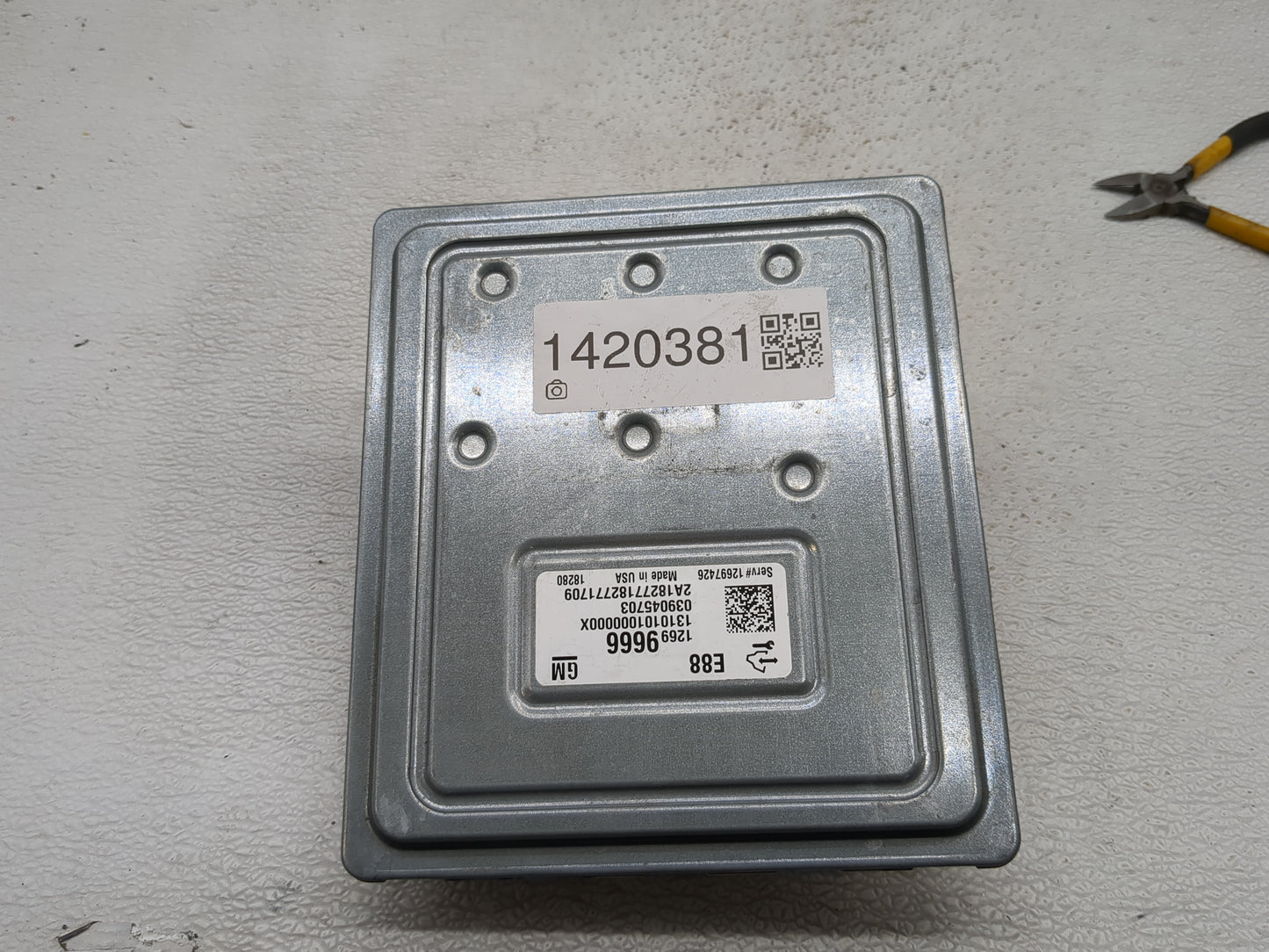 2018-2019 Chevrolet Malibu PCM Engine Control Computer ECU ECM PCU OEM P/N:12699666 Fits Fits 2018 2019 OEM Used Auto Parts 