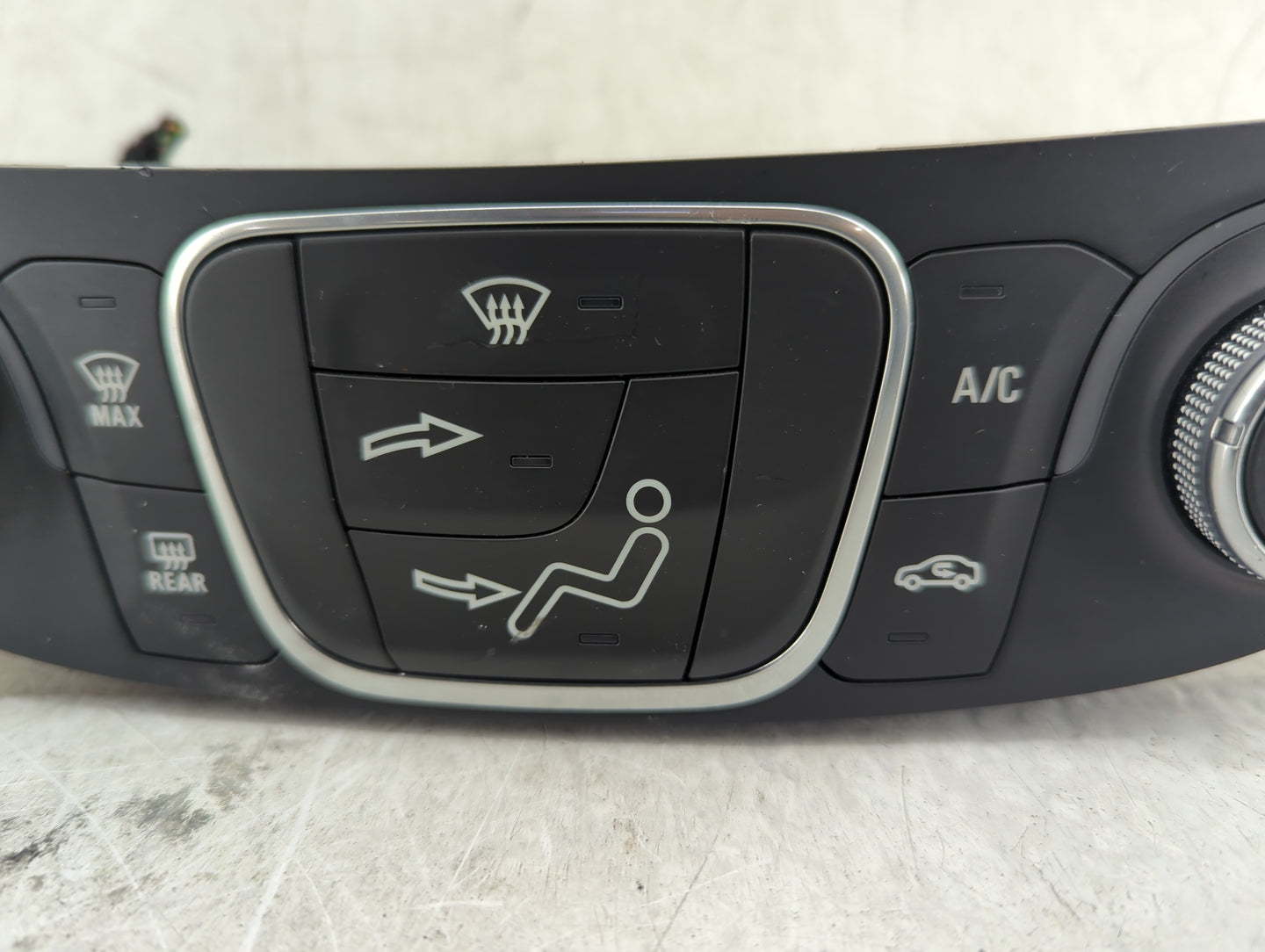 2019-2021 Chevrolet Malibu Climate Control Module Temperature AC/Heater Replacement P/N:84426651 Fits Fits 2019 2020 2021 OE