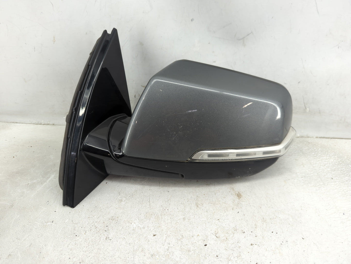 2018-2021 Chevrolet Malibu Driver Side View Mirror - Left Door Mirror OEM Used - Oemusedautoparts1.com