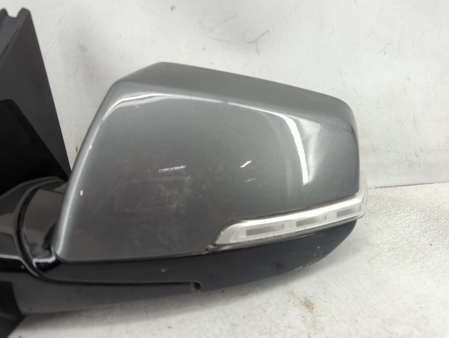 2018-2021 Chevrolet Malibu Driver Side View Mirror - Left Door Mirror OEM Used - Oemusedautoparts1.com
