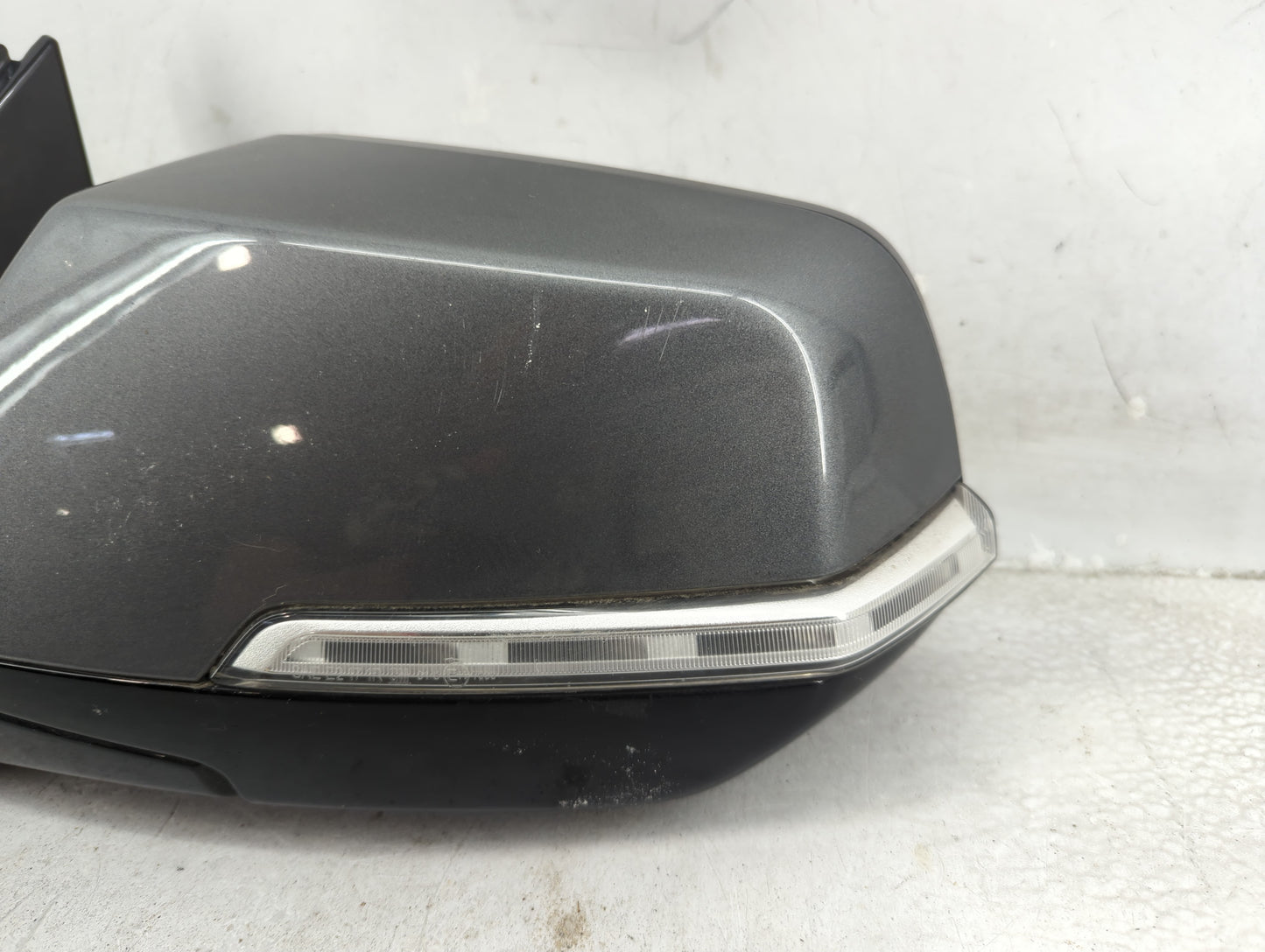 2018-2021 Chevrolet Malibu Driver Side View Mirror - Left Door Mirror OEM Used - Oemusedautoparts1.com