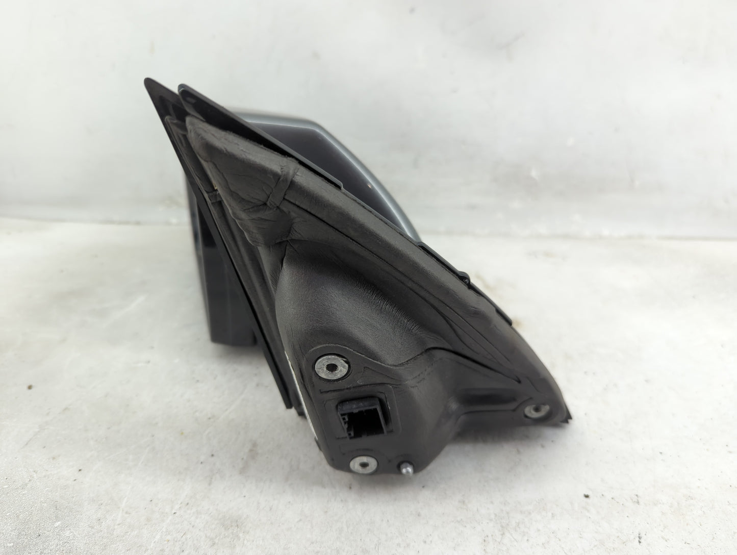 2018-2021 Chevrolet Malibu Driver Side View Mirror - Left Door Mirror OEM Used - Oemusedautoparts1.com