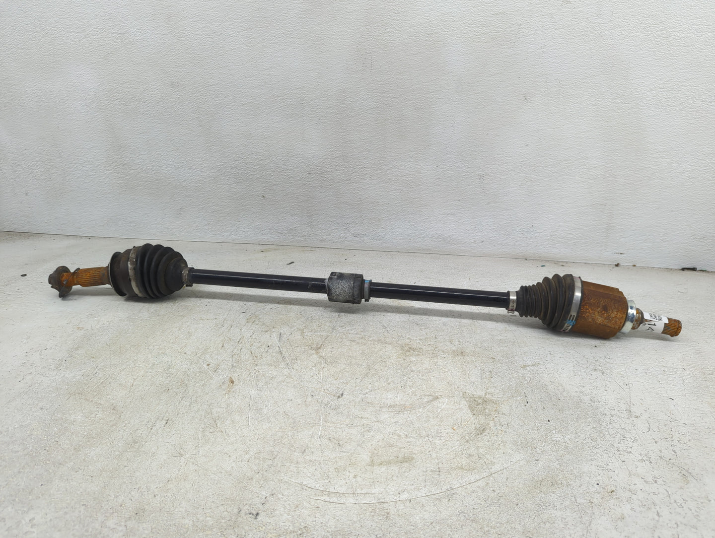 2019-2021 Chevrolet Malibu Axle Shaft Front Passenger Cv C/v - Oemusedautoparts1.com