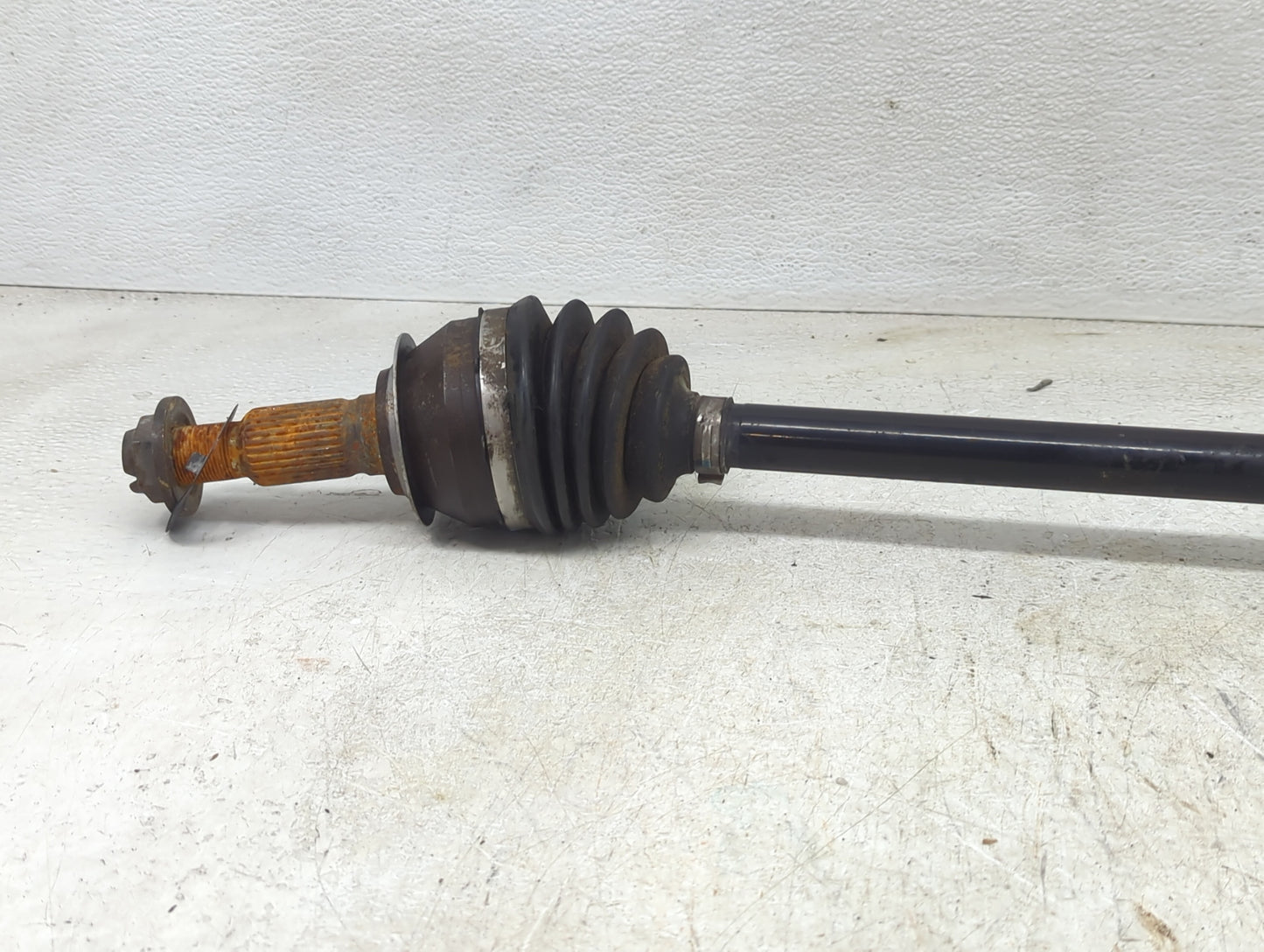 2019-2021 Chevrolet Malibu Axle Shaft Front Passenger Cv C/v - Oemusedautoparts1.com
