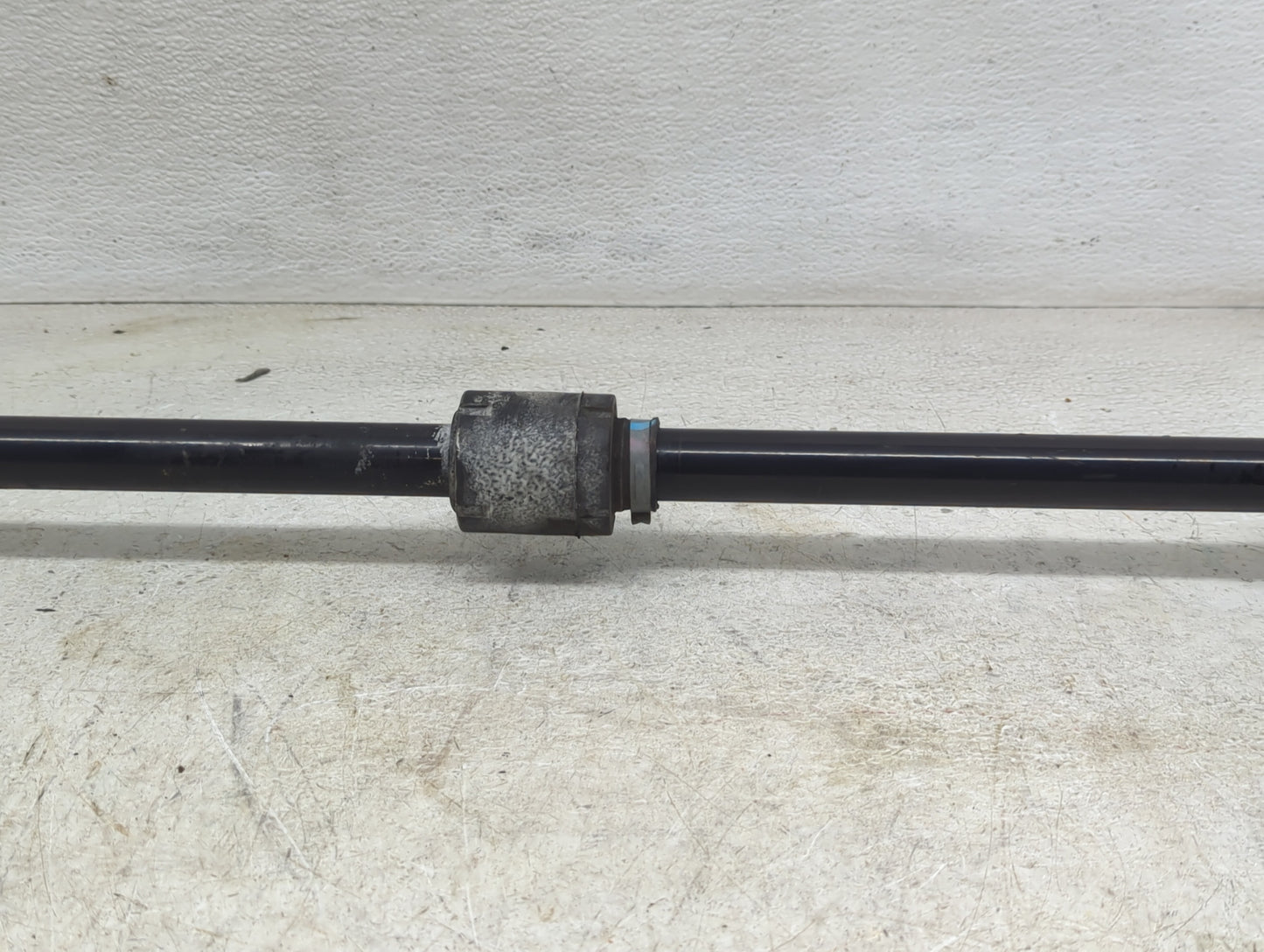 2019-2021 Chevrolet Malibu Axle Shaft Front Passenger Cv C/v - Oemusedautoparts1.com