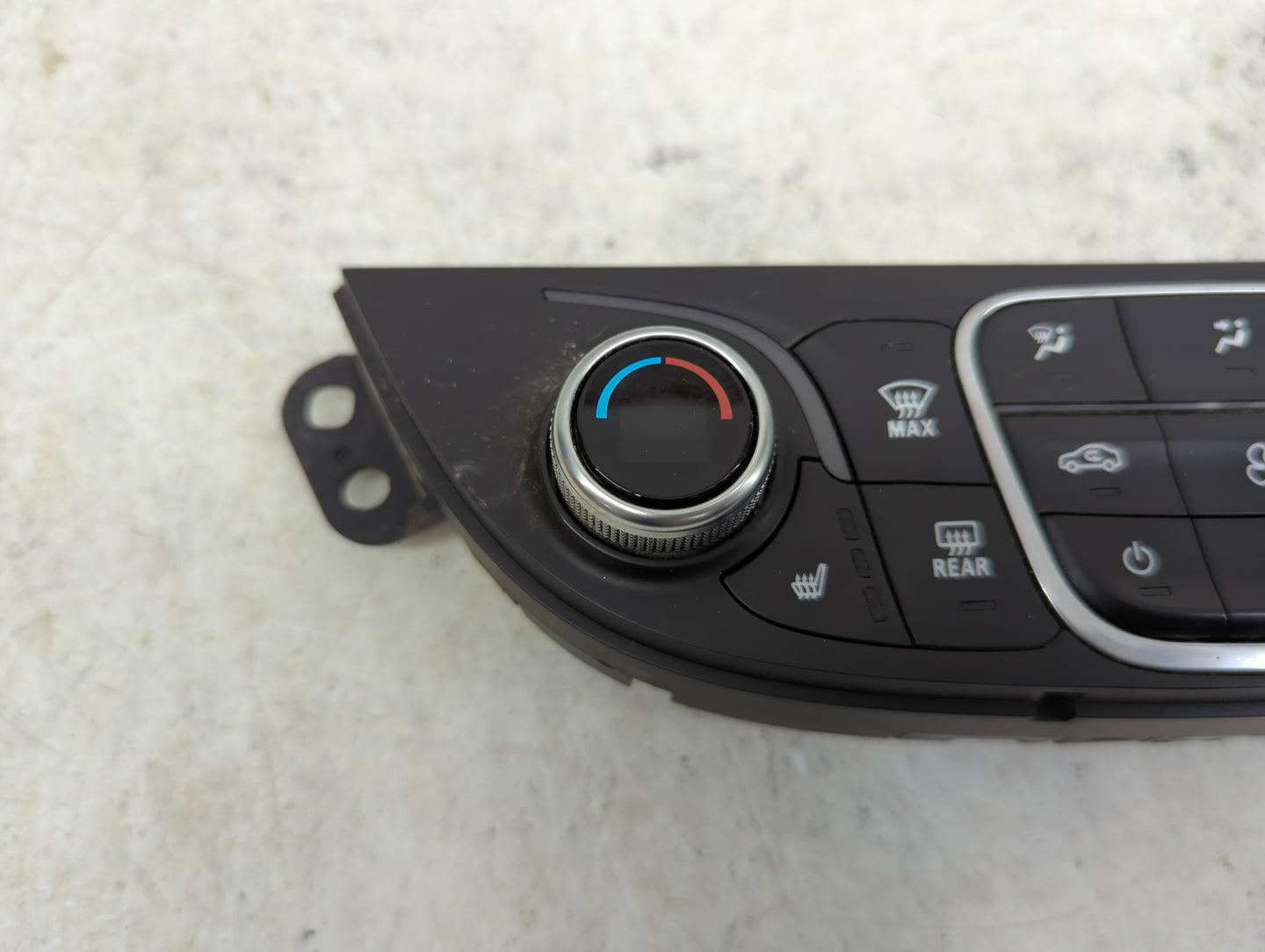 2018-2021 Chevrolet Malibu Climate Control Module Temperature AC/Heater Replacement P/N:84426649 7370200000000X Fits OEM Use