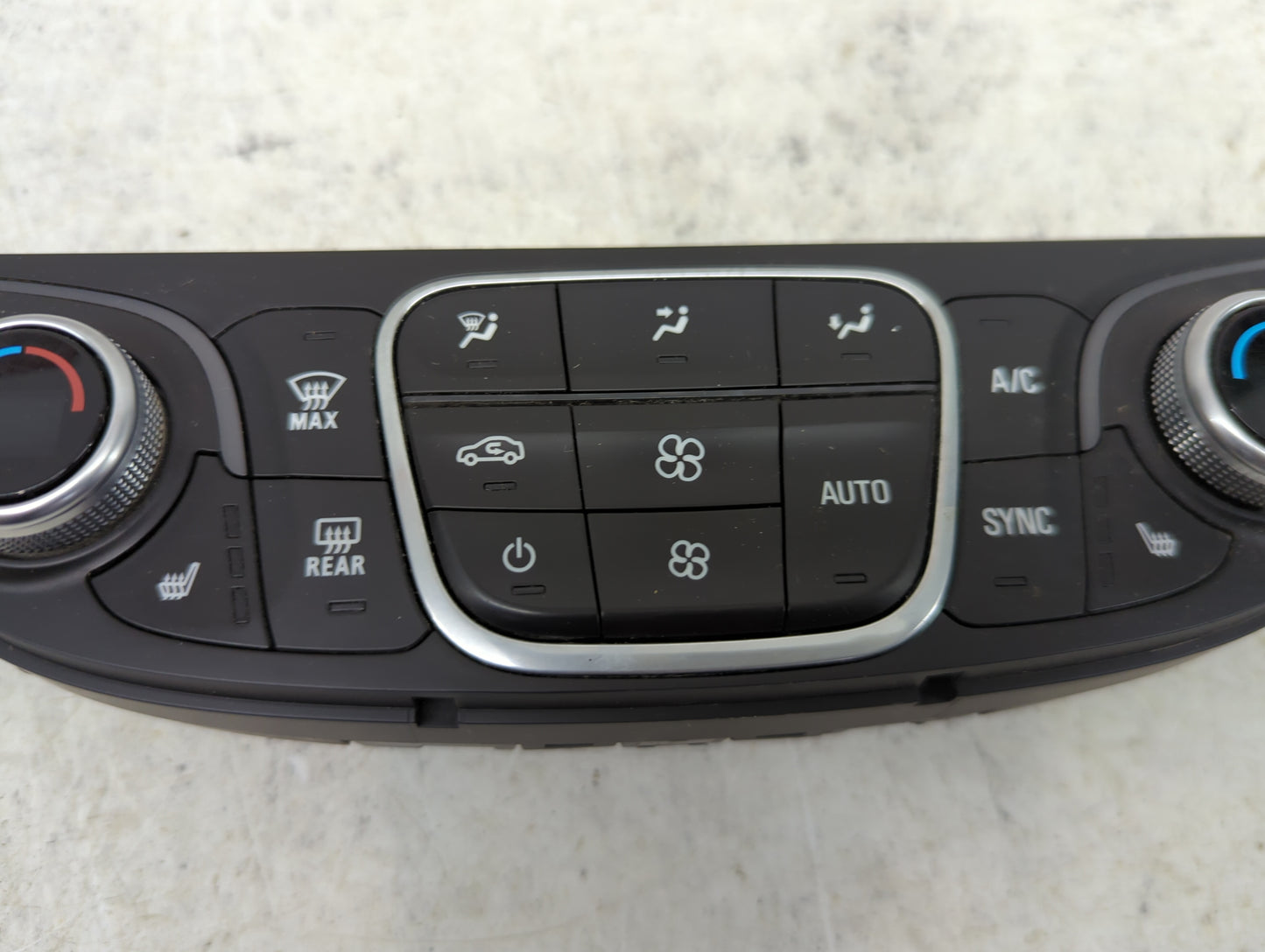2018-2021 Chevrolet Malibu Climate Control Module Temperature AC/Heater Replacement P/N:84426649 7370200000000X Fits OEM Use