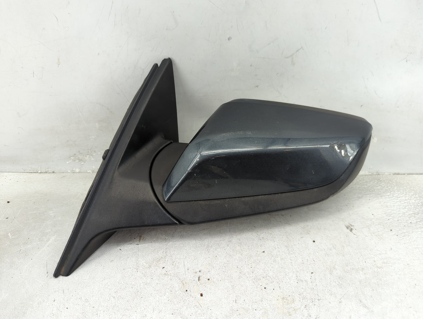 2016-2021 Chevrolet Malibu Driver Side View Mirror - Left Door Mirror OEM Used - Oemusedautoparts1.com