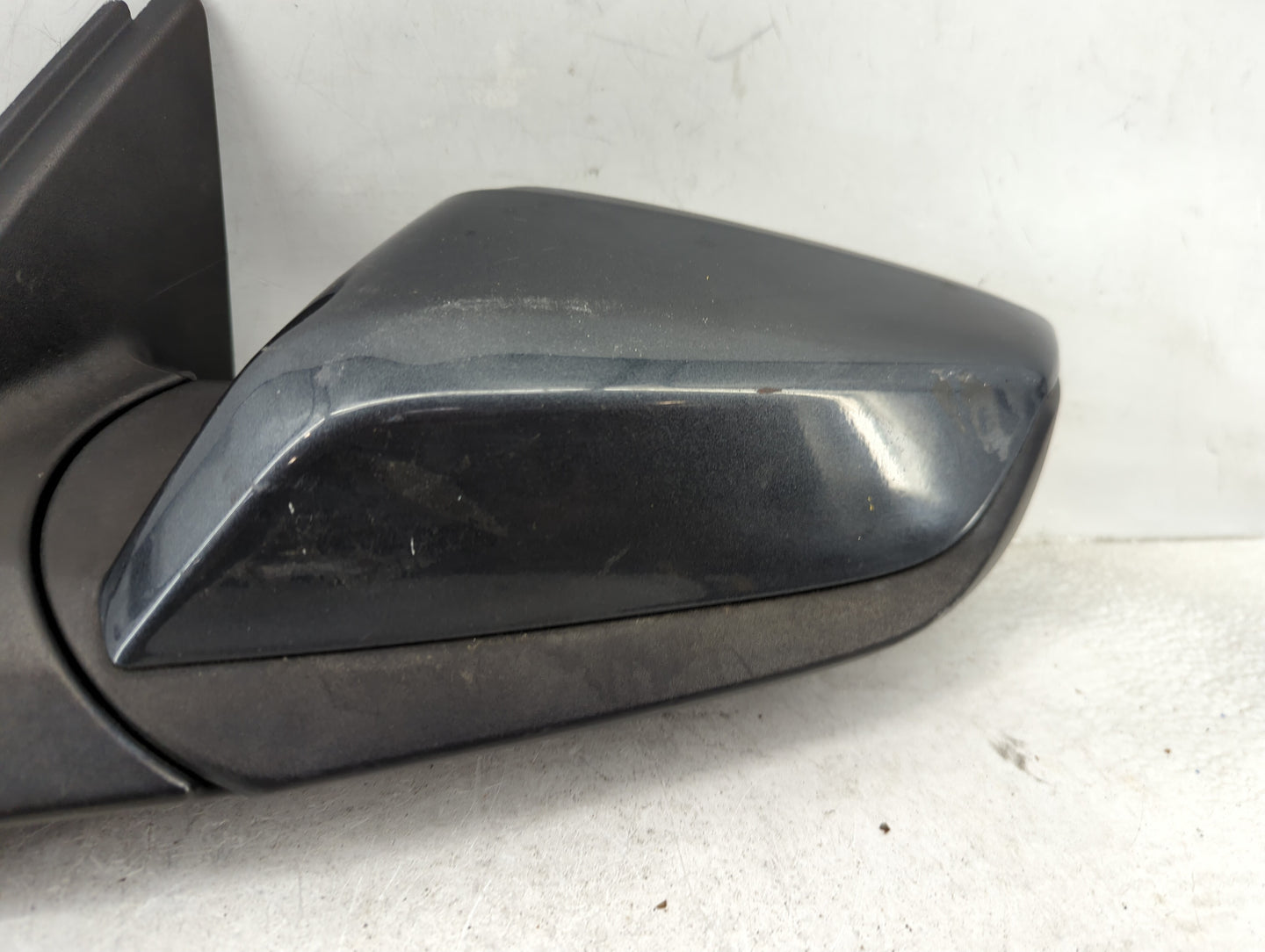 2016-2021 Chevrolet Malibu Driver Side View Mirror - Left Door Mirror OEM Used - Oemusedautoparts1.com