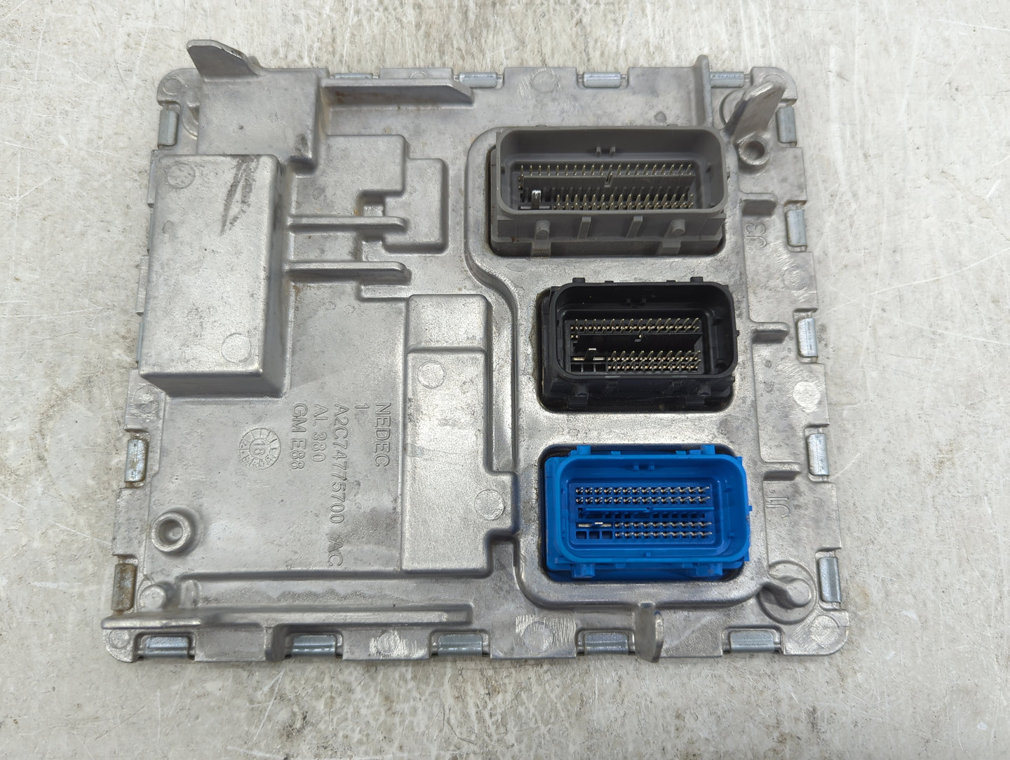 2018-2019 Chevrolet Malibu PCM Engine Control Computer ECU ECM PCU OEM P/N:A2C7477700 12699666 Fits Fits 2018 2019 OEM Used 