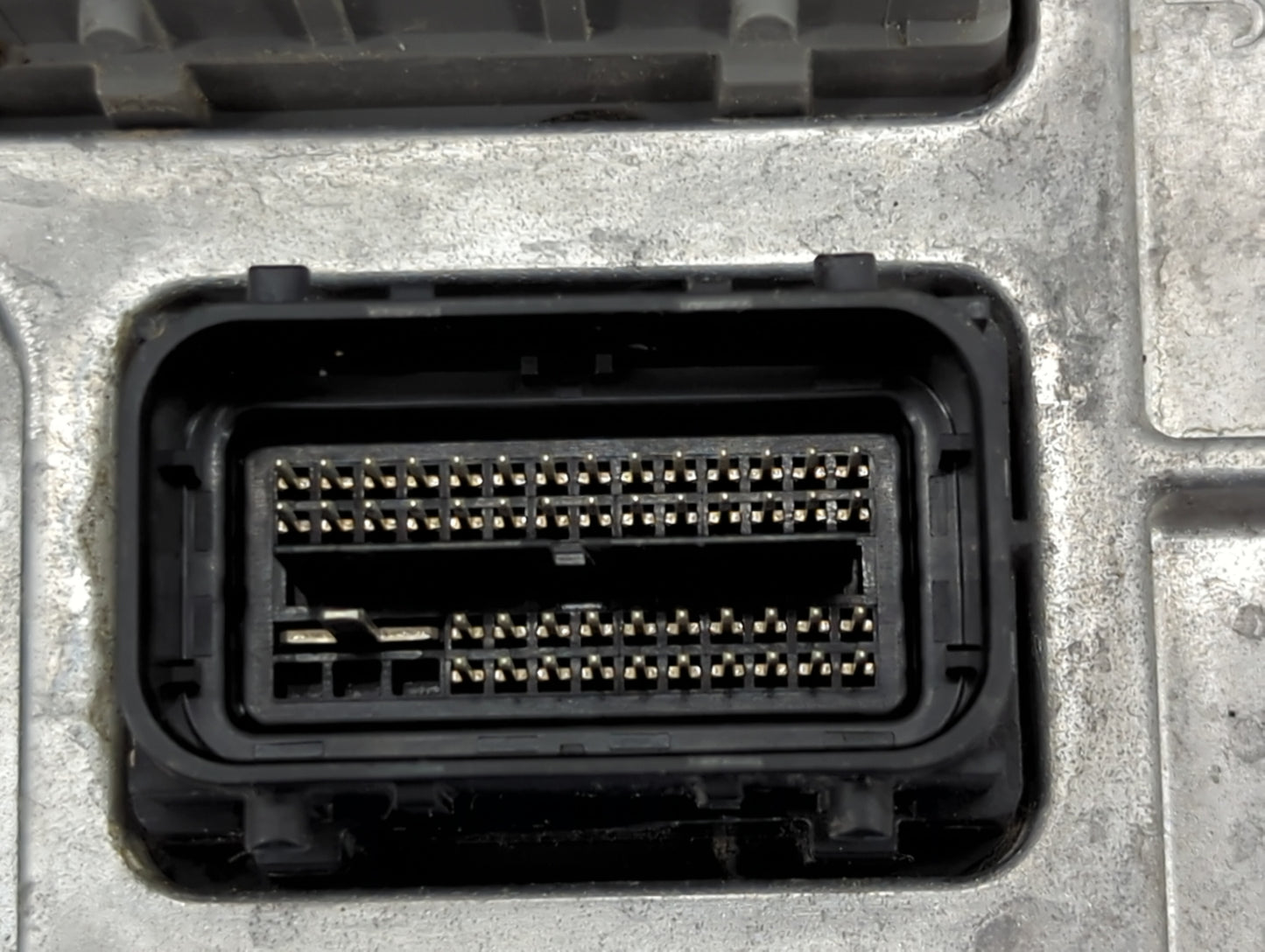2018-2019 Chevrolet Malibu PCM Engine Control Computer ECU ECM PCU OEM P/N:A2C7477700 12699666 Fits Fits 2018 2019 OEM Used 