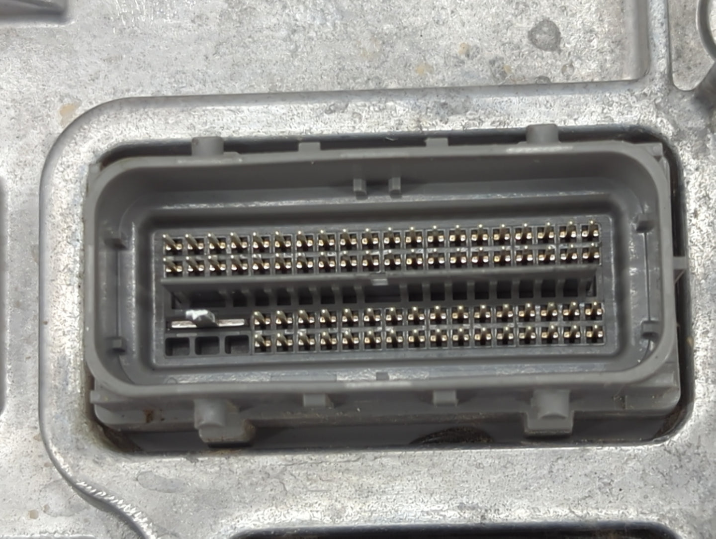 2018-2019 Chevrolet Malibu PCM Engine Control Computer ECU ECM PCU OEM P/N:A2C7477700 12699666 Fits Fits 2018 2019 OEM Used 