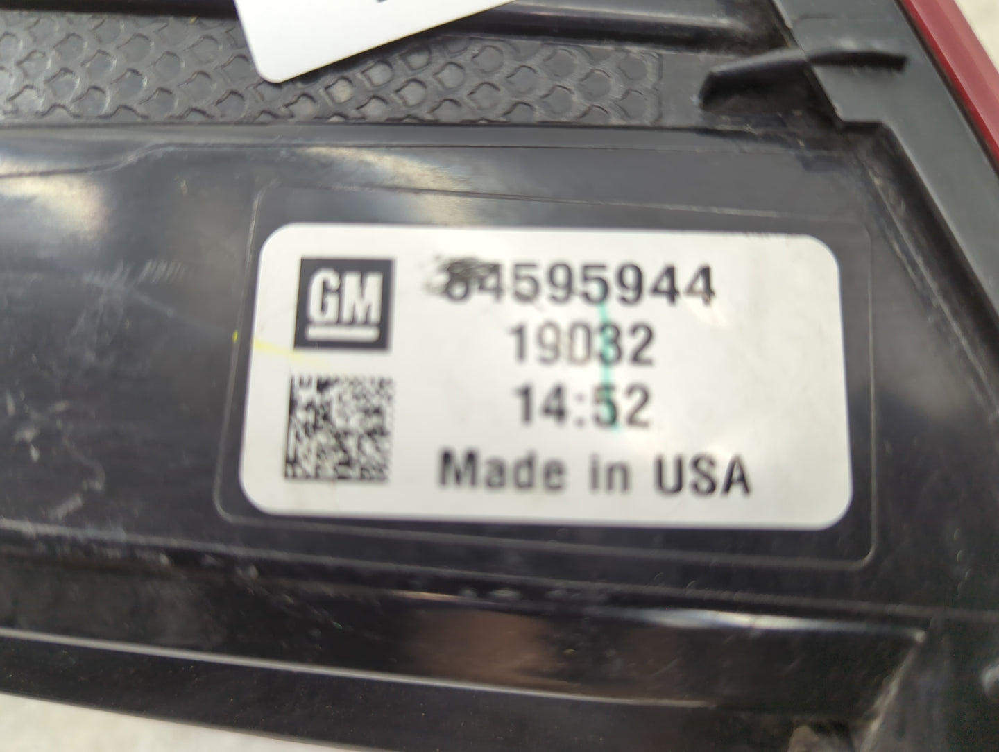 2019-2021 Chevrolet Malibu Tail Light Assembly Passenger Right OEM P/N:84595944 Fits Fits 2019 2020 2021 OEM Used Auto Parts