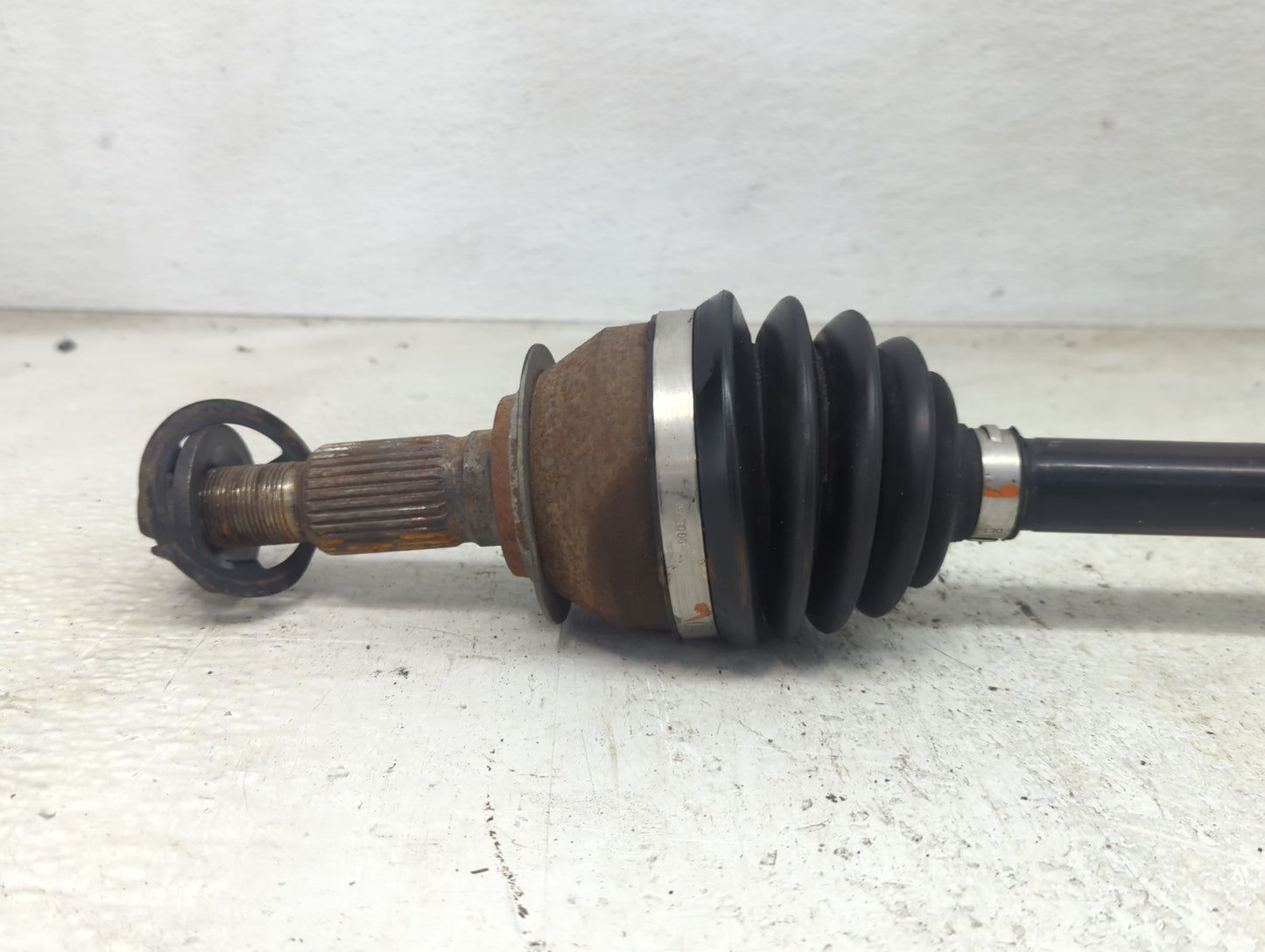 2019-2021 Chevrolet Malibu Axle Shaft Front Passenger Cv C/v - Oemusedautoparts1.com
