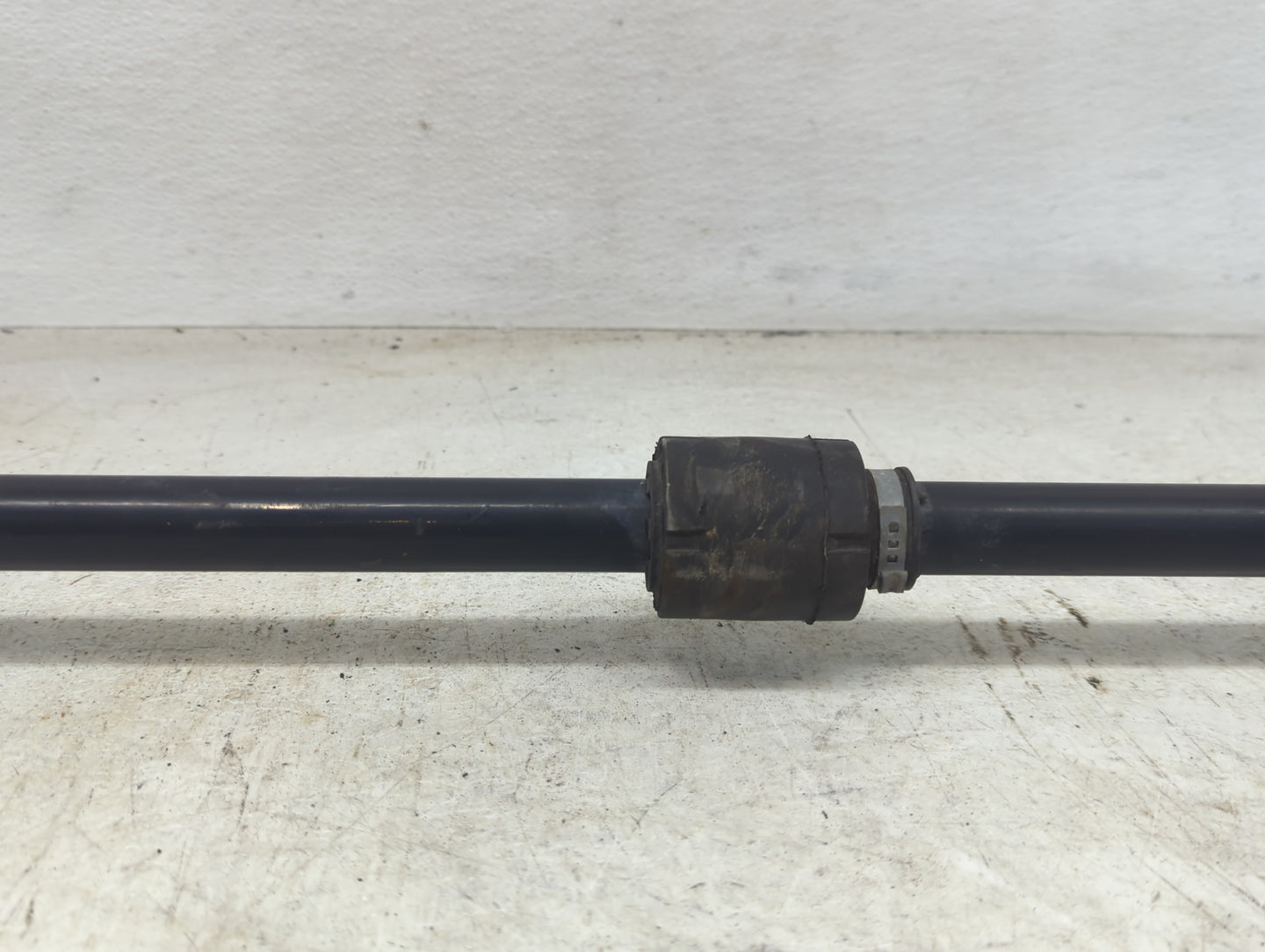 2019-2021 Chevrolet Malibu Axle Shaft Front Passenger Cv C/v - Oemusedautoparts1.com