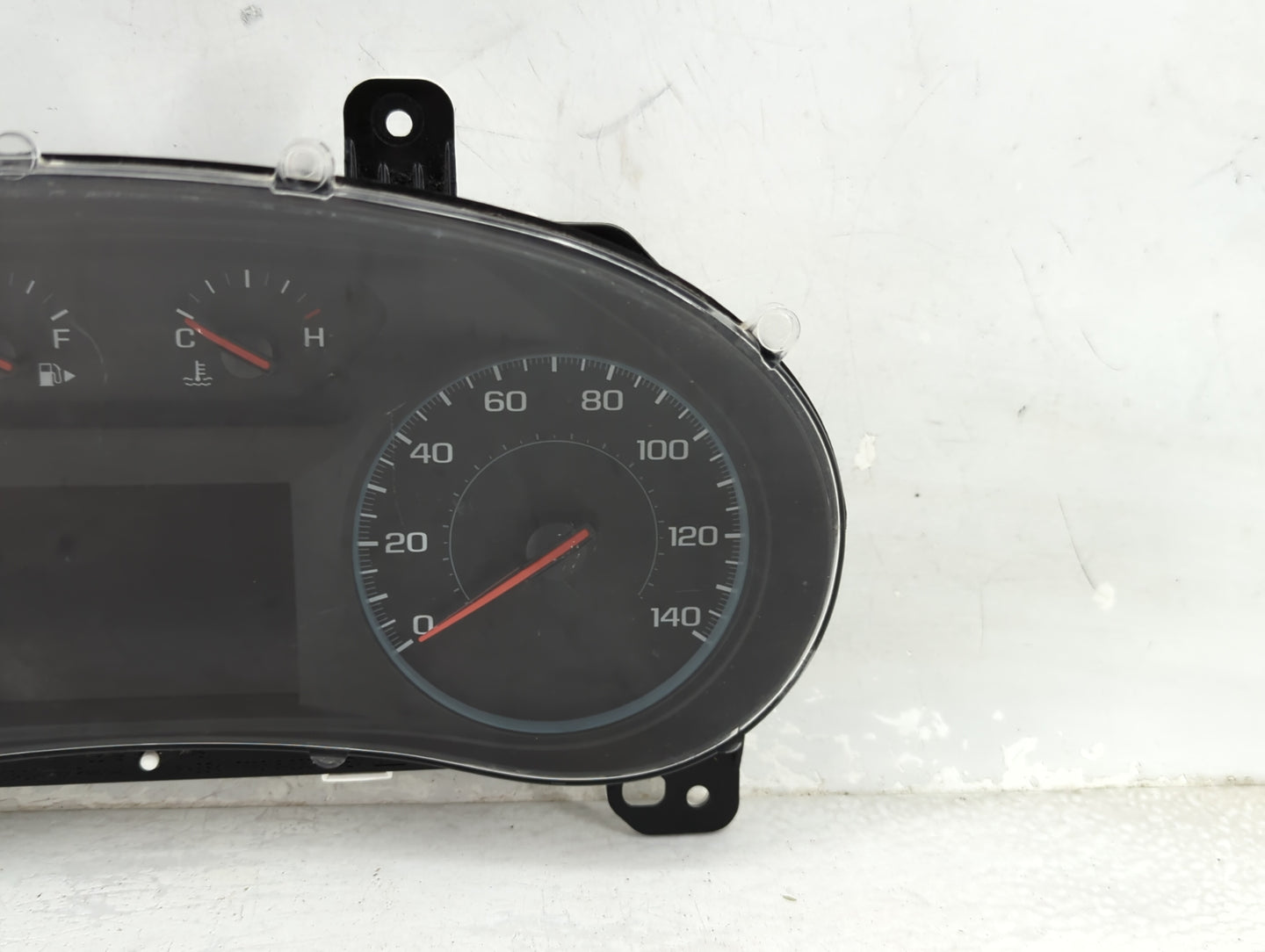 2019 Chevrolet Malibu Instrument Cluster Speedometer Gauges P/N:84524327 Fits OEM Used Auto Parts - Oemusedautoparts1.com