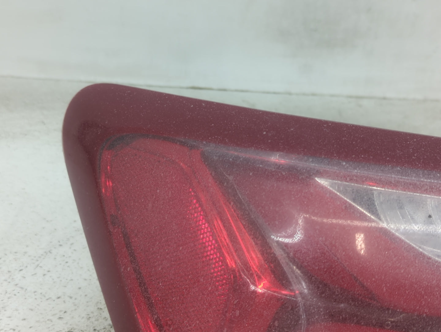 2019-2021 Chevrolet Malibu Tail Light Assembly Driver Left OEM P/N:84595944 84882377 Fits Fits 2019 2020 2021 OEM Used Auto 
