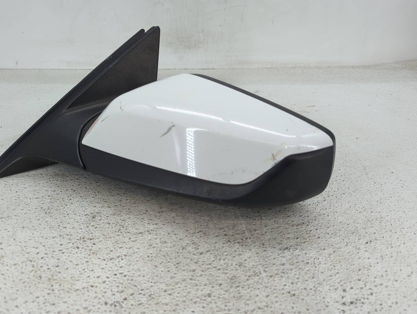 2019-2021 Chevrolet Malibu Driver Side View Mirror - Left Door Mirror OEM Used - Oemusedautoparts1.com
