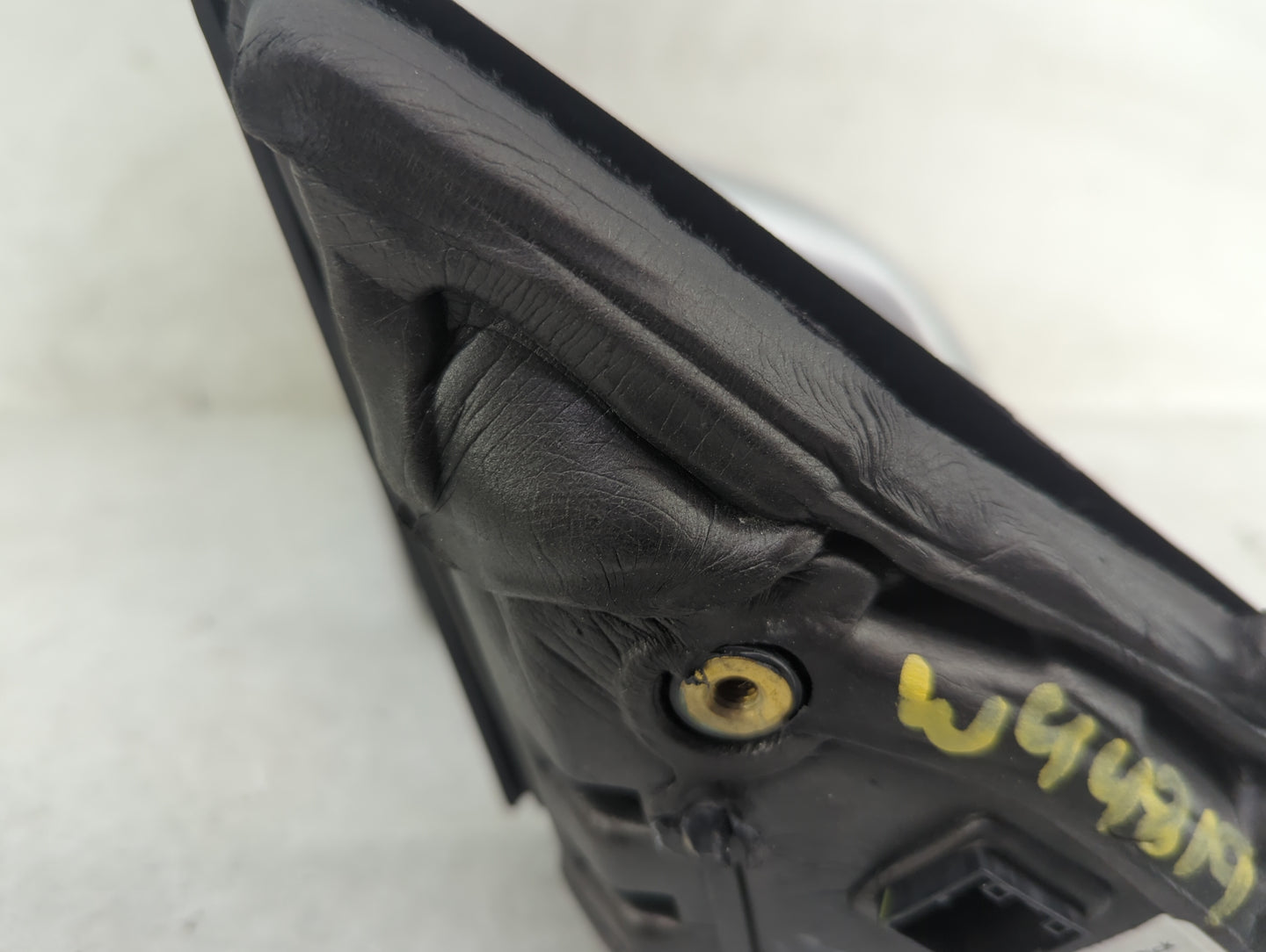 2019-2021 Chevrolet Malibu Driver Side View Mirror - Left Door Mirror OEM Used - Oemusedautoparts1.com