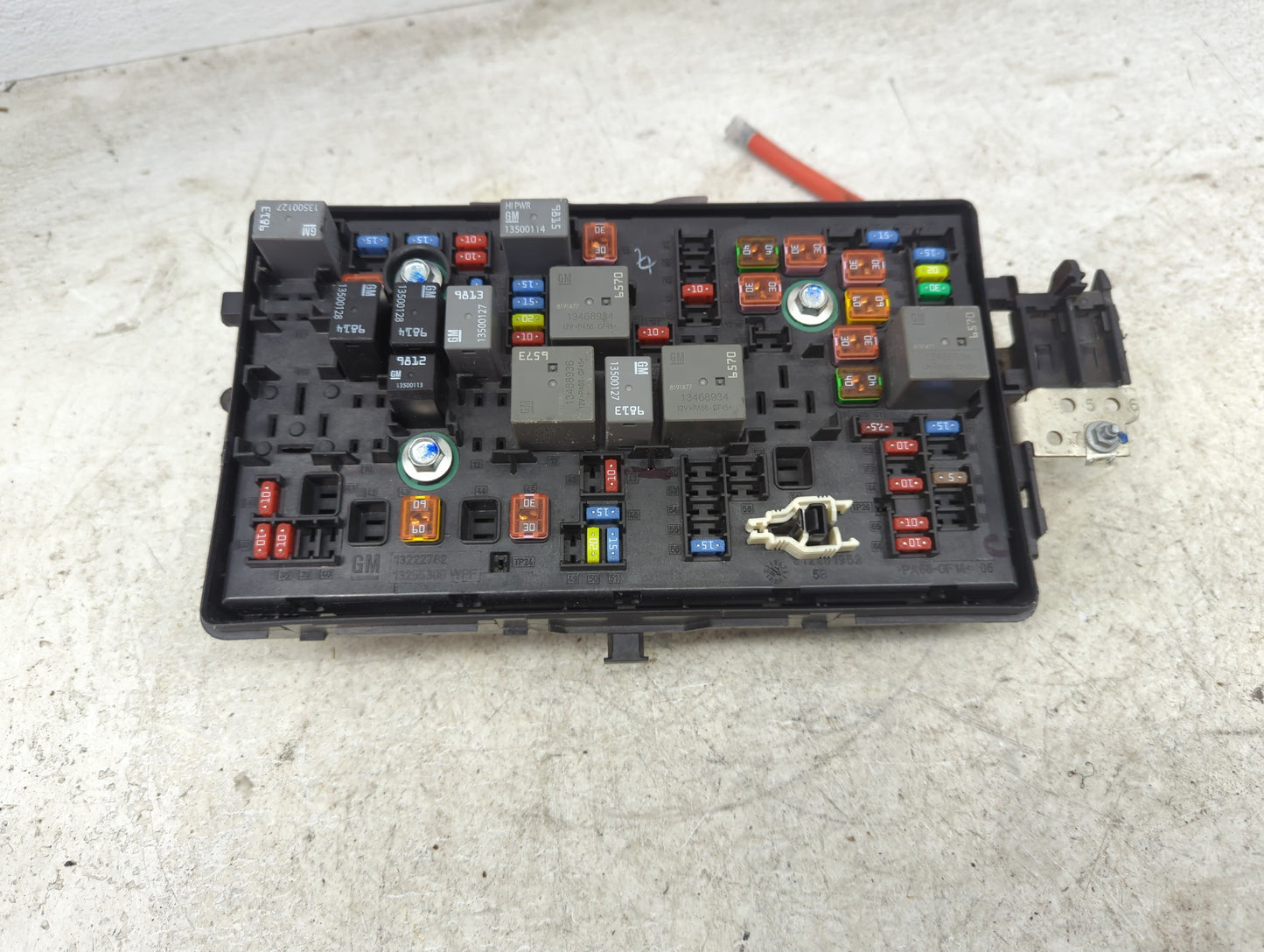 2019 Chevrolet Malibu Fusebox Fuse Box Panel Relay Module P/N:13500114 13500128, 13500127, 13500113, 13468936, 13468934 Fits