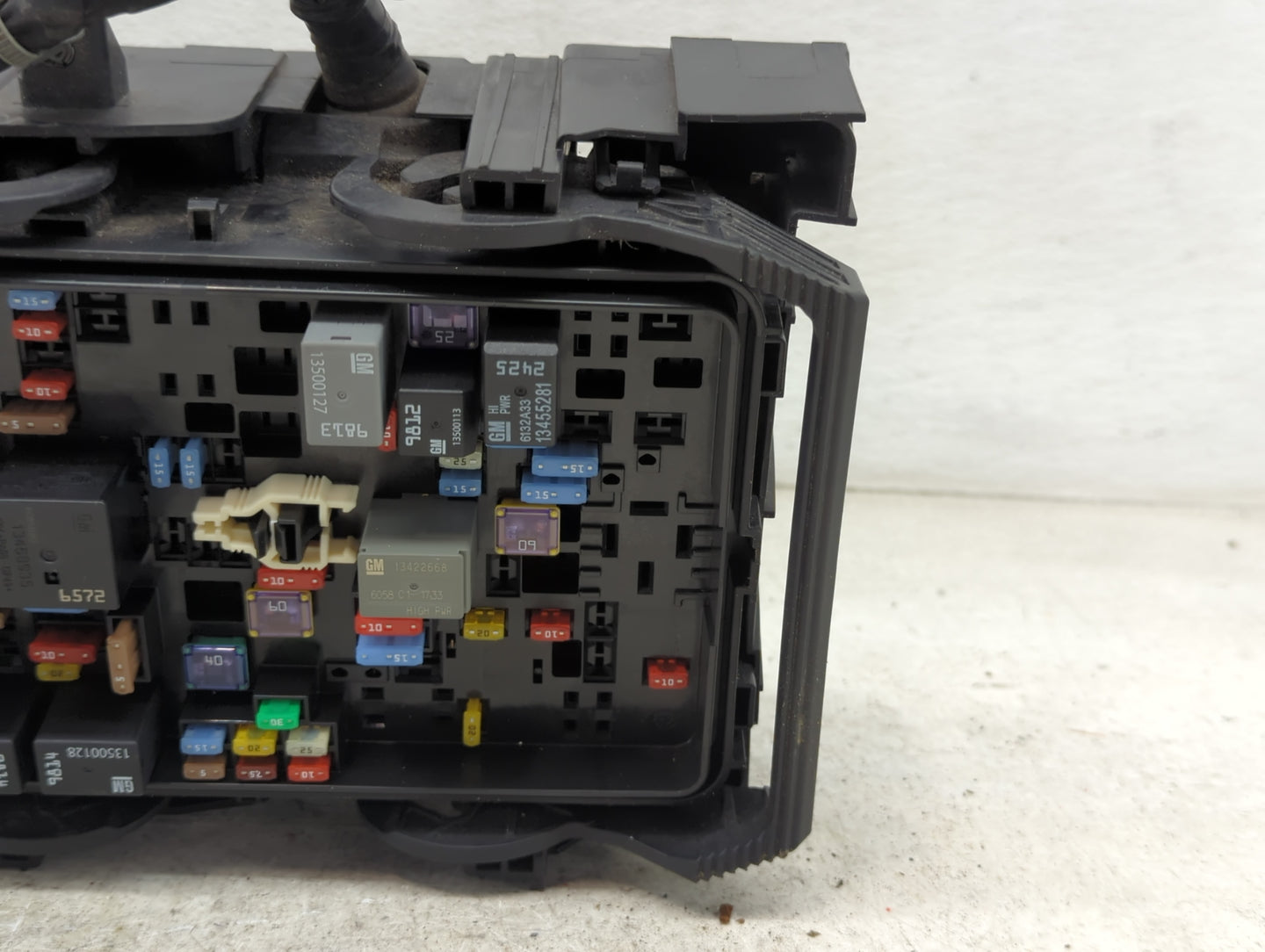 2019 Chevrolet Malibu Fusebox Fuse Box Panel Relay Module P/N:13422668 13455281, 13500127, 13500128, 13500113, 6132A33 Fits 