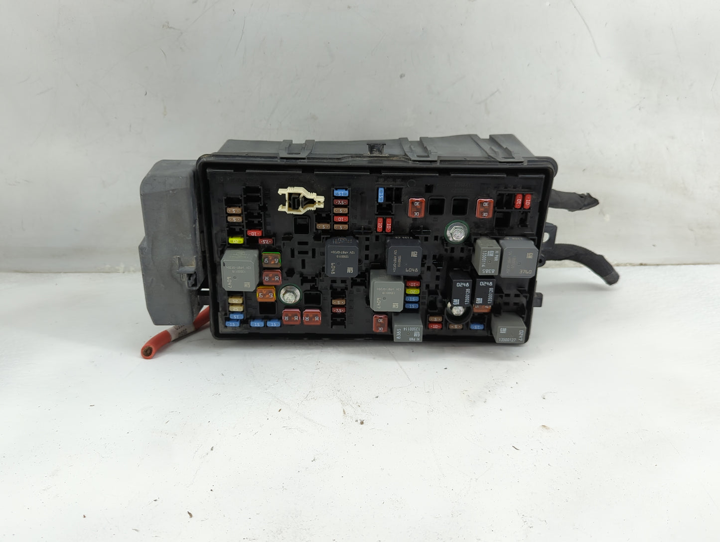 2019 Chevrolet Malibu Fusebox Fuse Box Panel Relay Module P/N:13500118 13500119, 13500114, 13500128, 13500127, 812461952 Fit