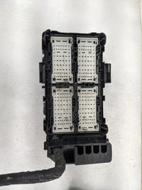 2019 Chevrolet Malibu Fusebox Fuse Box Panel Relay Module P/N:13500128 13500113, 13500114, 13468935, 13468934, 13452281 Fits