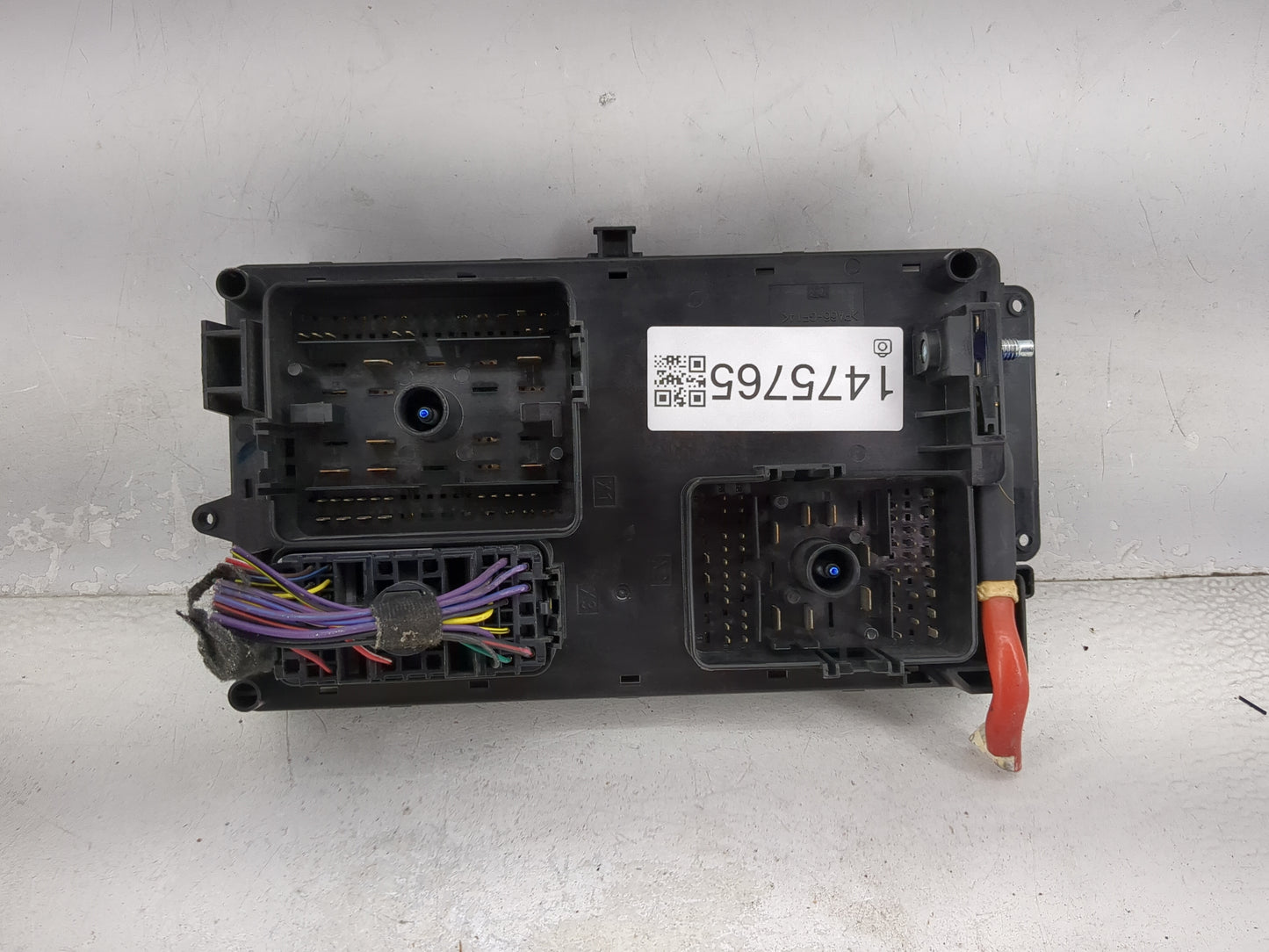 2019 Chevrolet Malibu Fusebox Fuse Box Panel Relay Module P/N:13500128 13500114, 13500127, 13500112, 13306941, 13306942 Fits