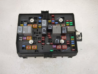 compare product 2019 Chevrolet Malibu Fusebox Fuse Box Panel Relay Module P/N:85561330_01 84095364, 13500114, 13500126, 13500113, 13468934 Fits OEM Used Auto Parts