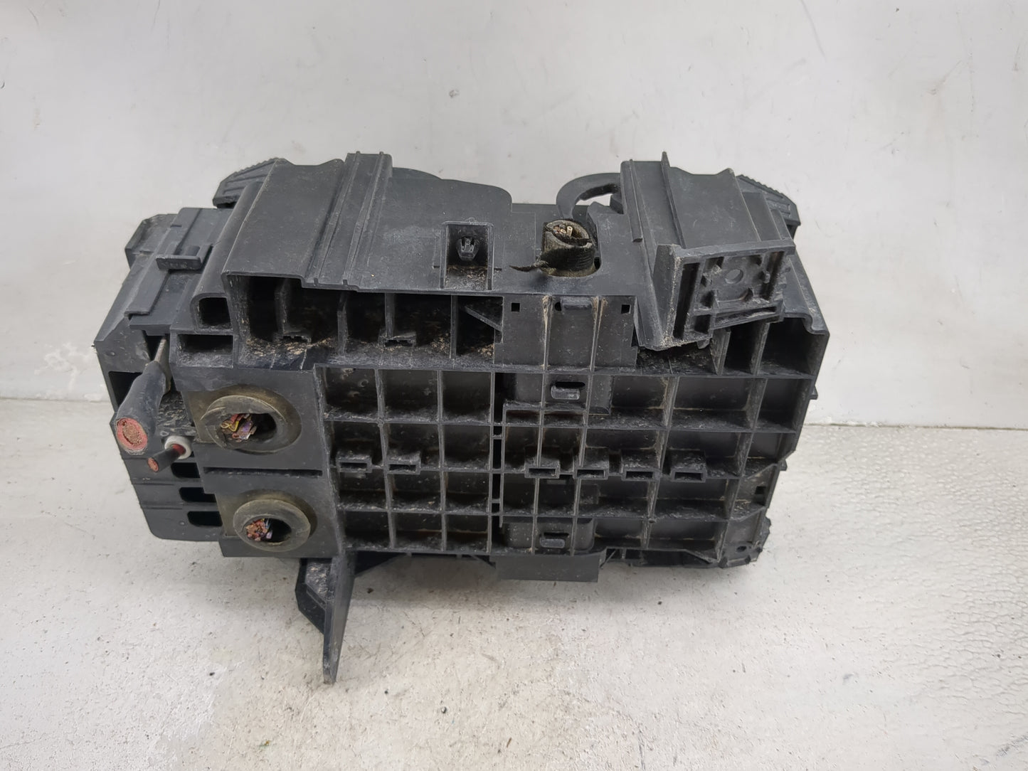 2019 Chevrolet Malibu Fusebox Fuse Box Panel Relay Module P/N:13500114 13500128, 13500113, 13468934, 13468935, 13452801 Fits