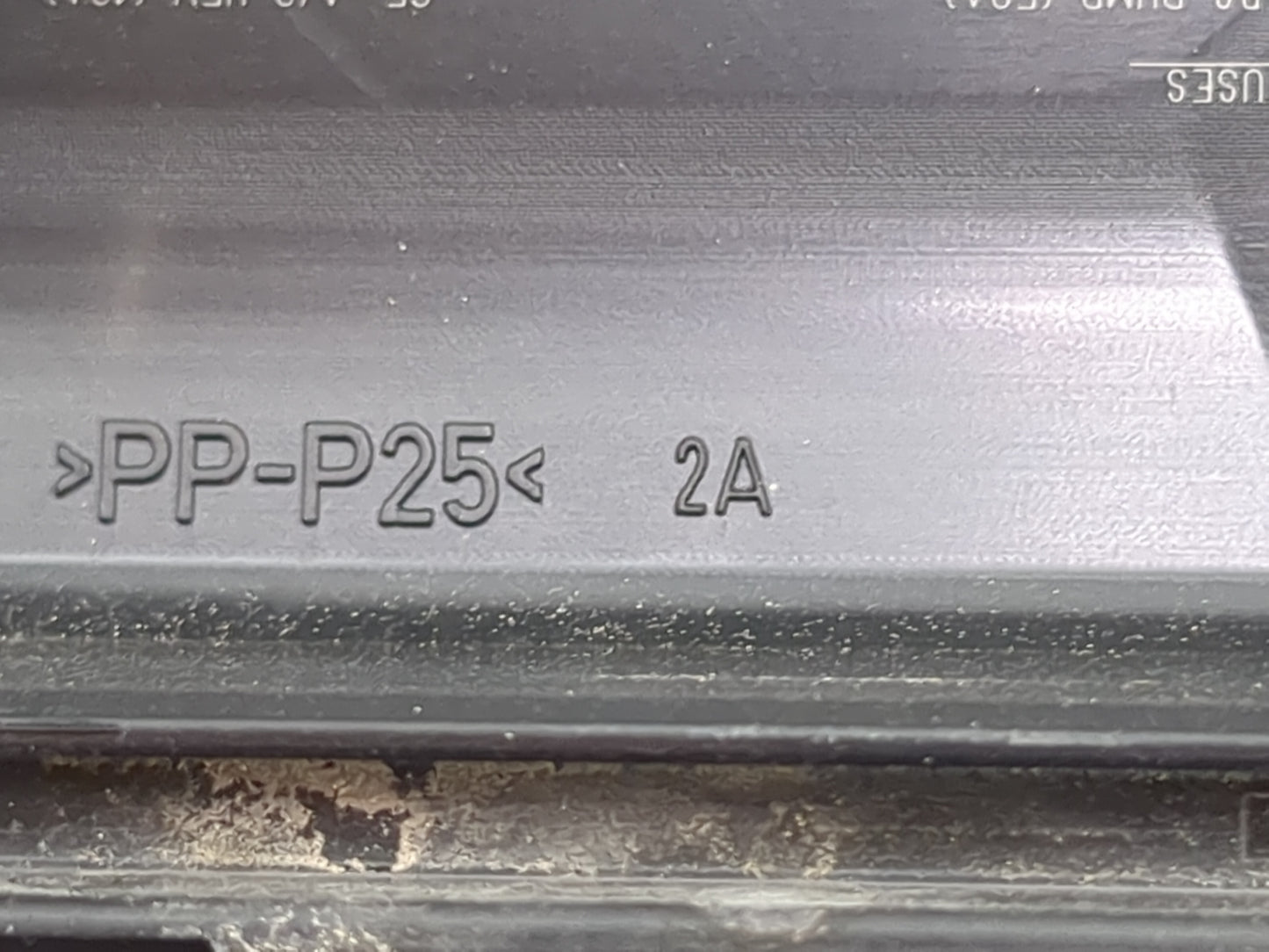 2019 Chevrolet Malibu Fusebox Fuse Box Panel Relay Module P/N:13500114 13500128, 13500113, 13468934, 13468935, 13452801 Fits