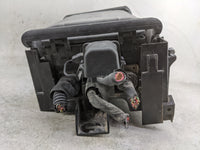 2019 Chevrolet Malibu Fusebox Fuse Box Panel Relay Module P/N:23285566_01 13500114, 13500113, 13500172, 13006941 Fits OEM Us