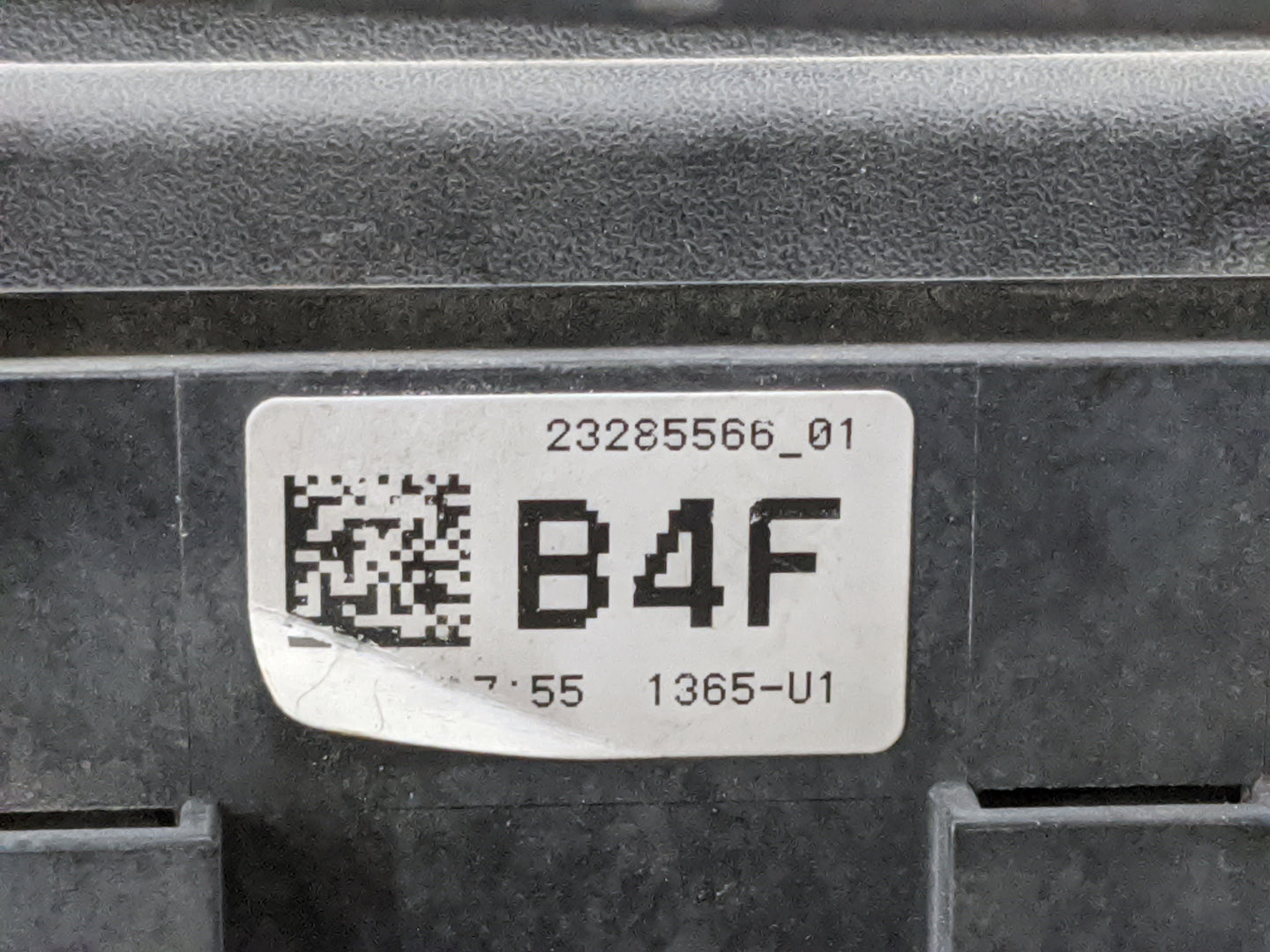 2019 Chevrolet Malibu Fusebox Fuse Box Panel Relay Module P/N:23285566_01 13500114, 13500113, 13500172, 13006941 Fits OEM Us