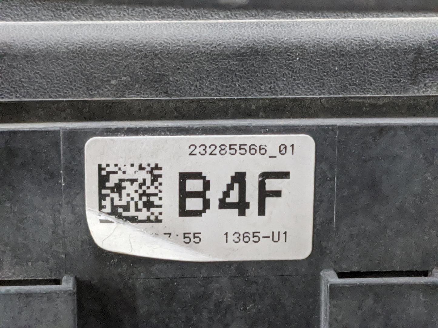 2019 Chevrolet Malibu Fusebox Fuse Box Panel Relay Module P/N:23285566_01 13500114, 13500113, 13500172, 13006941 Fits OEM Us