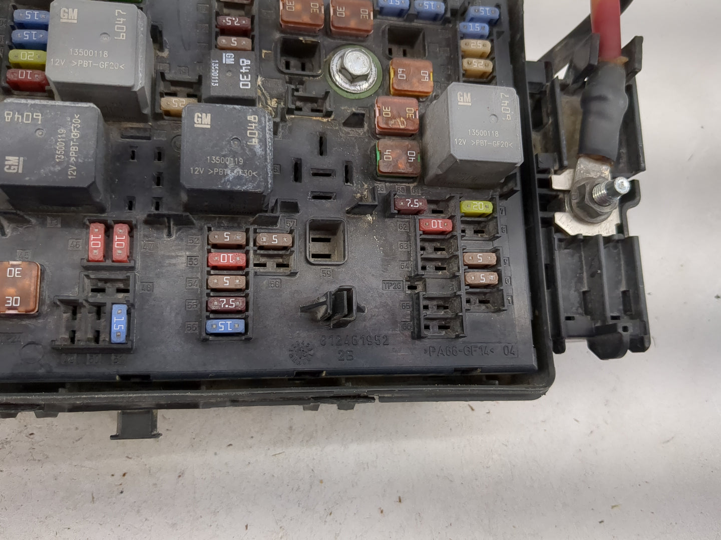 2019 Chevrolet Malibu Fusebox Fuse Box Panel Relay Module P/N:12246199 13500118, 13500119, 13500128, 13500113, 13500114 Fits