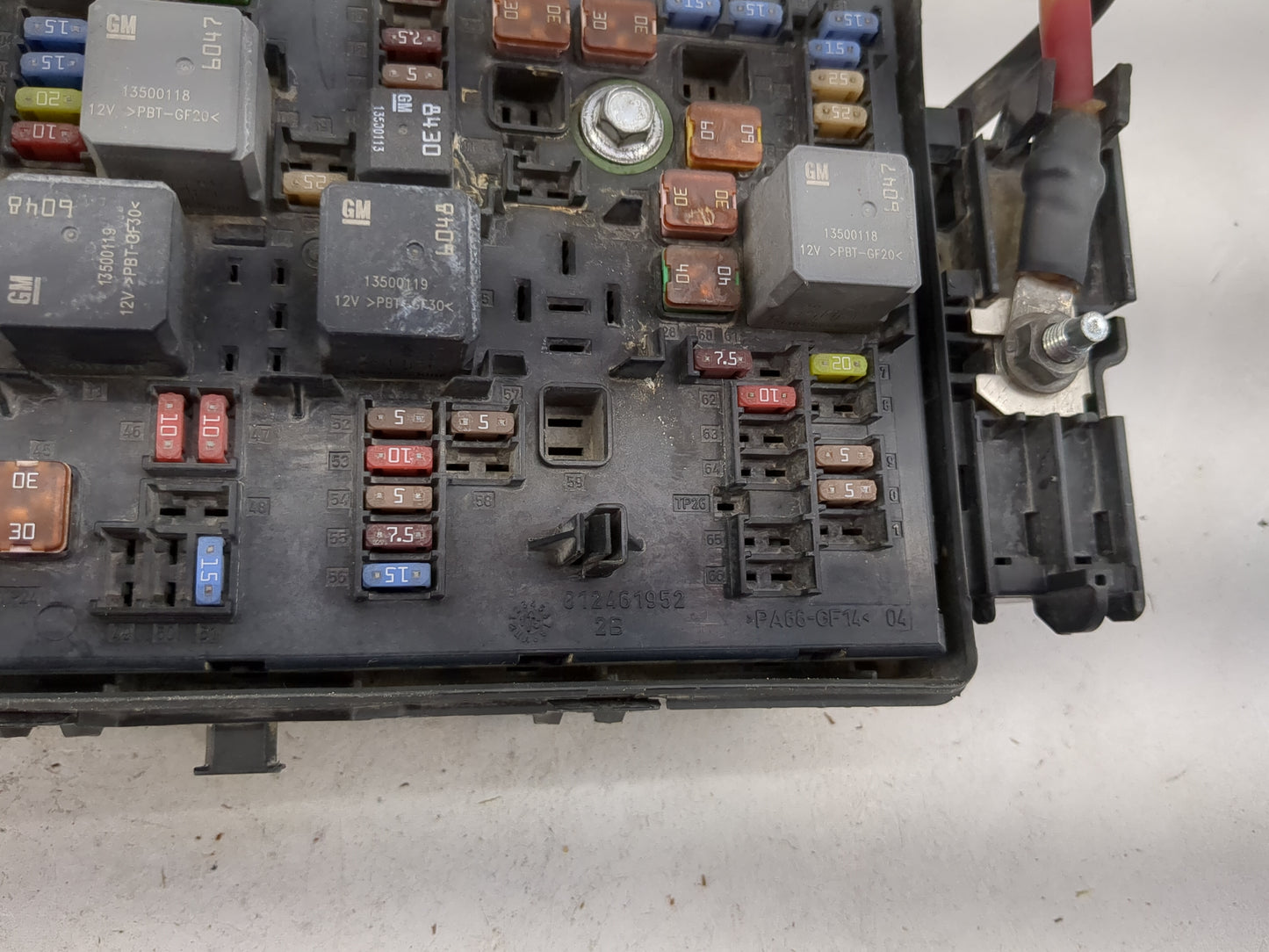 2019 Chevrolet Malibu Fusebox Fuse Box Panel Relay Module P/N:12246199 13500118, 13500119, 13500128, 13500113, 13500114 Fits