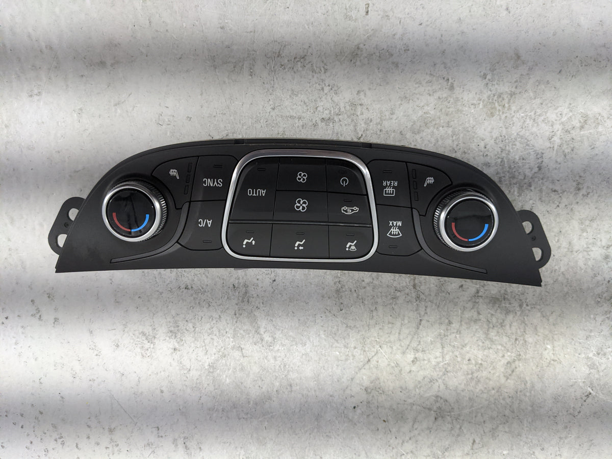 2018-2021 Chevrolet Malibu Climate Control Module Temperature AC/Heater Replacement P/N:84426649 737020000000X Fits OEM Used