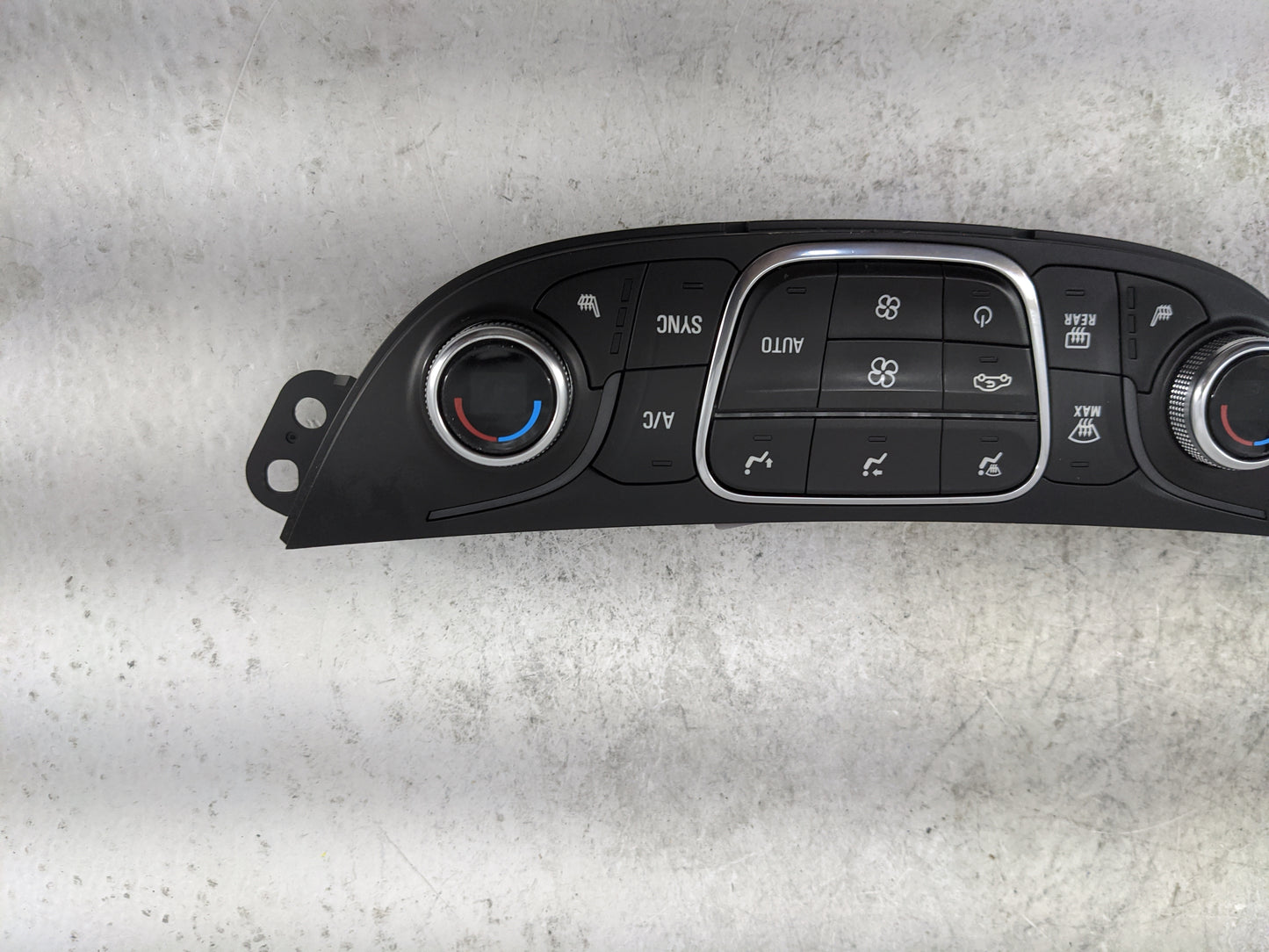 2018-2021 Chevrolet Malibu Climate Control Module Temperature AC/Heater Replacement P/N:84426649 737020000000X Fits OEM Used