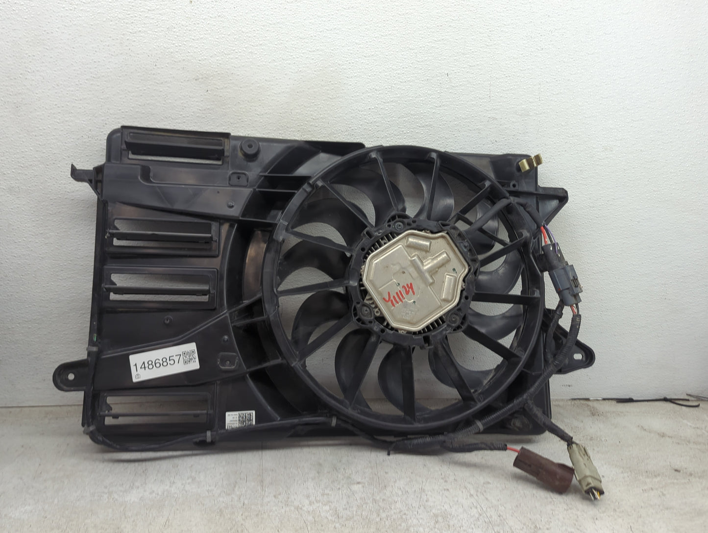 2016-2021 Chevrolet Malibu Electric Radiator Cooling Fan Motor Assembly P/N:80960028Y 34118000000Y Fits OEM Used Auto Parts 