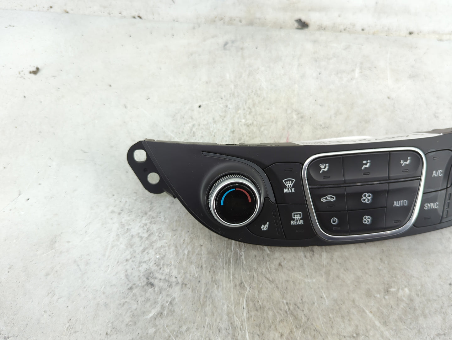 2018-2021 Chevrolet Malibu Climate Control Module Temperature AC/Heater Replacement P/N:84426649 7370200000000X Fits OEM Use